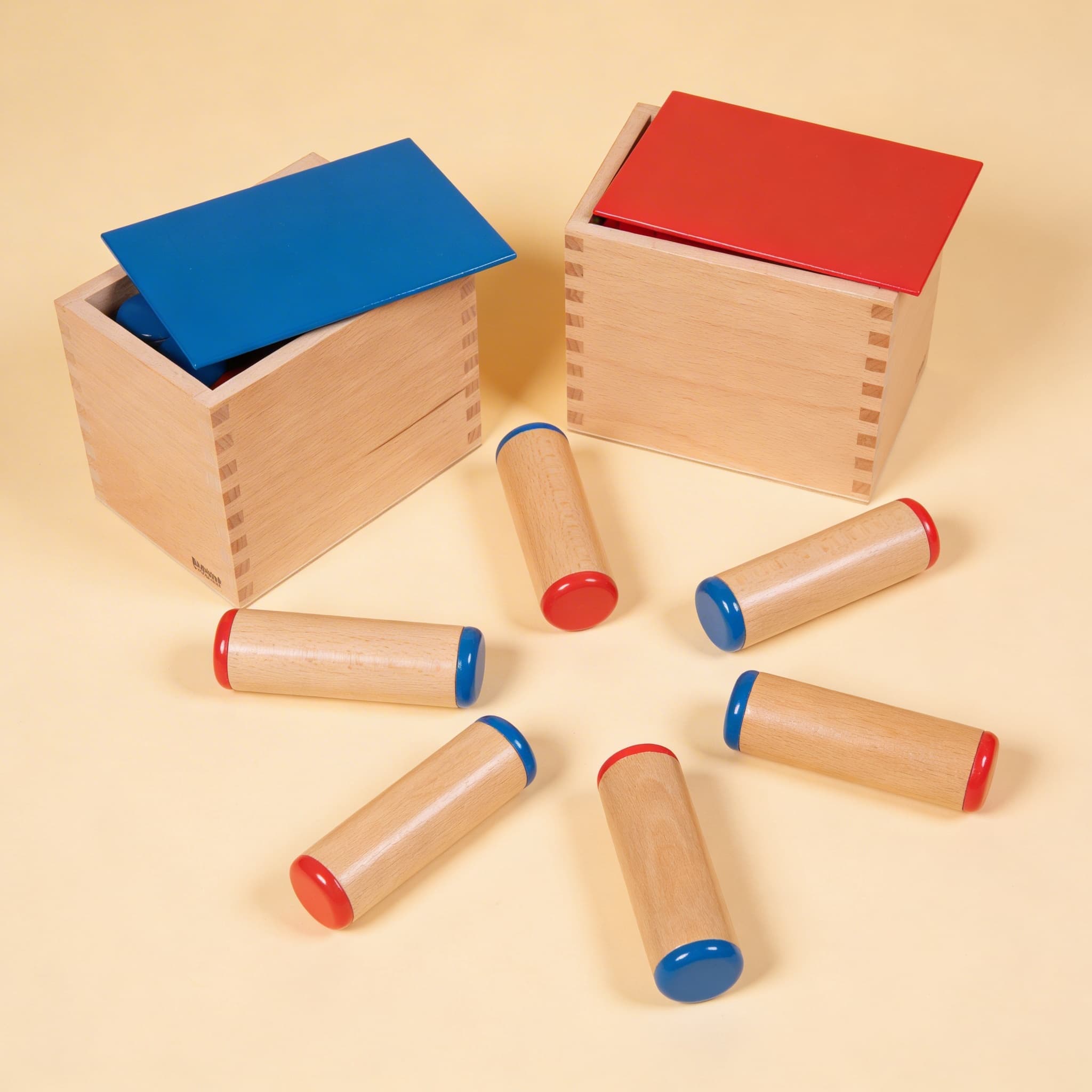 Geräuschdosen — Gepaarte Zylinder für auditives Unterscheidungstraining — Seitenansicht