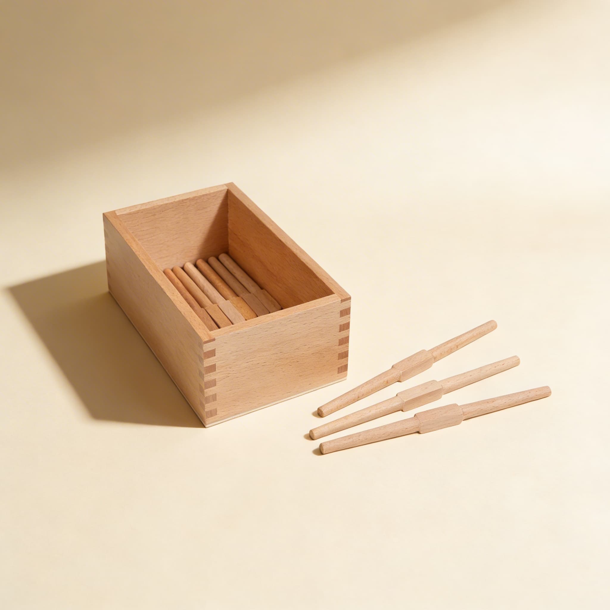 Spindel-Box — Holzaufbewahrung für lose Zählspindeln — Seitenansicht