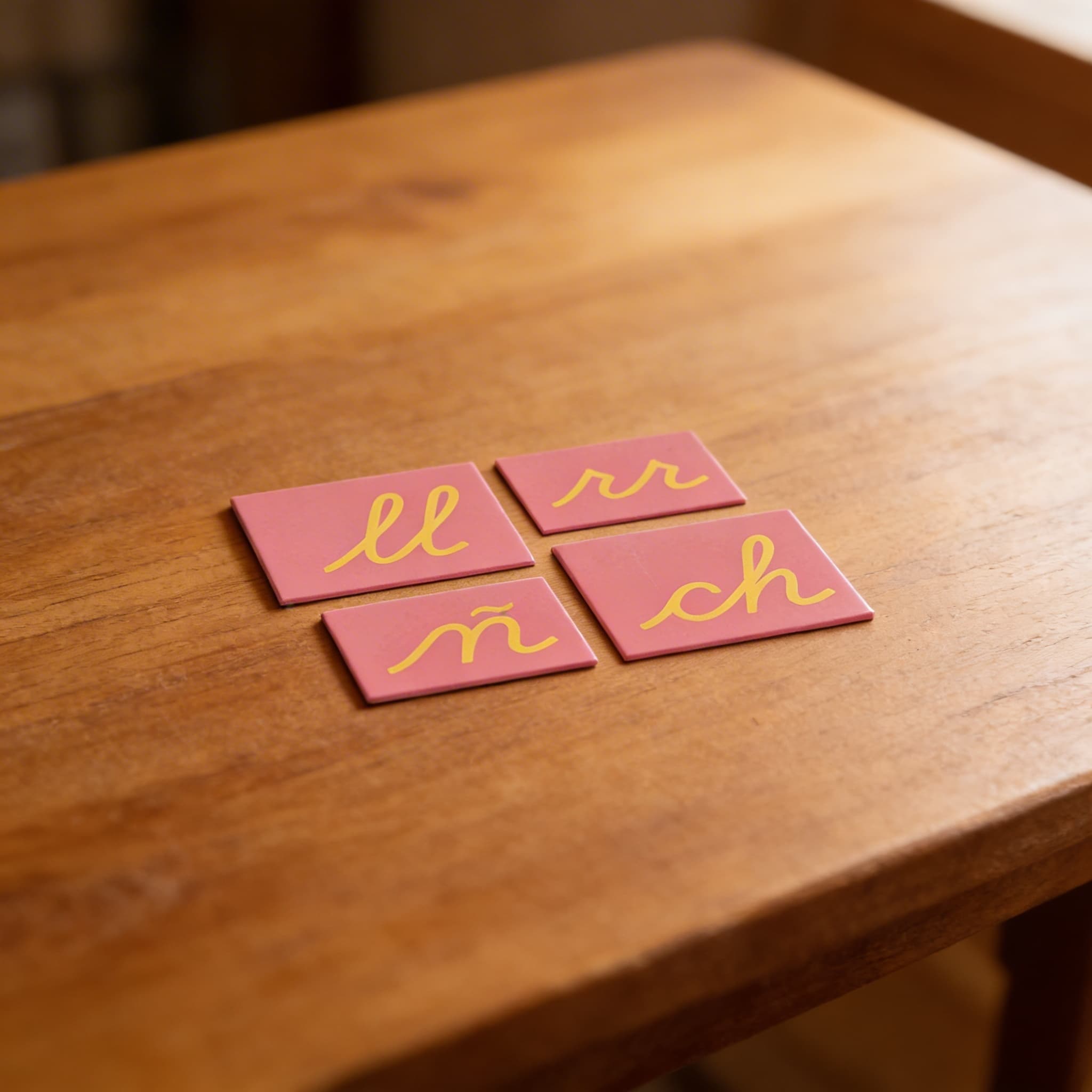 Brusná písmena: Španělské psací — doplňková sada — Detailní pohled