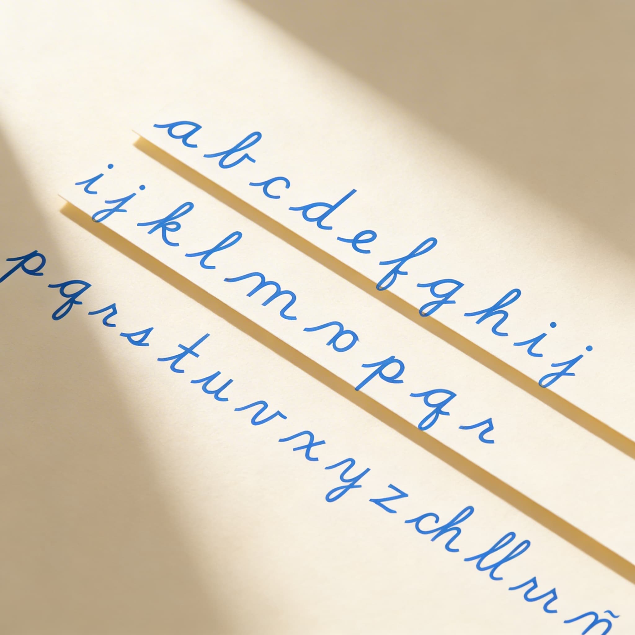 Mittleres Bewegliches Alphabet: US-Schreibschrift — Blau — Ansicht 2