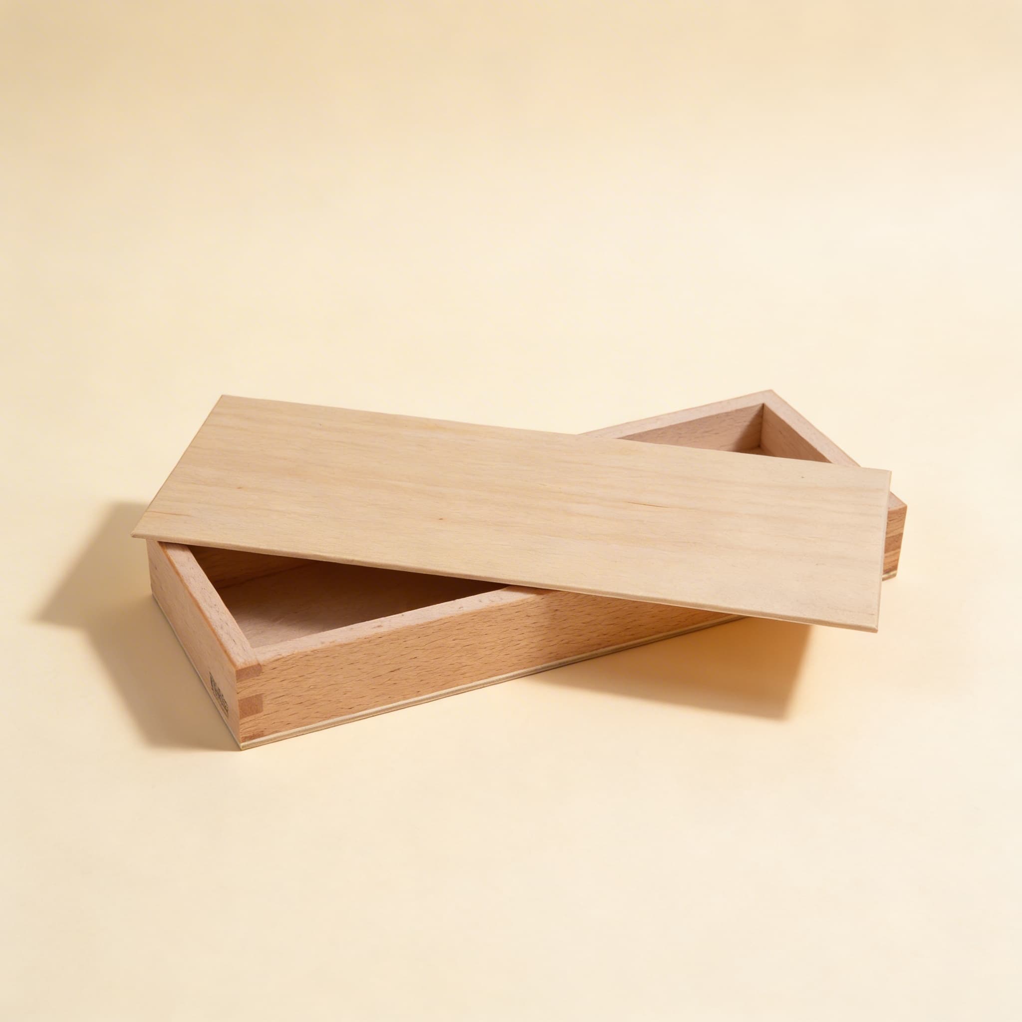 Große Zahlenkarten-Box — Handgefertigtes Holz mit glattem Deckel — Katalogansicht