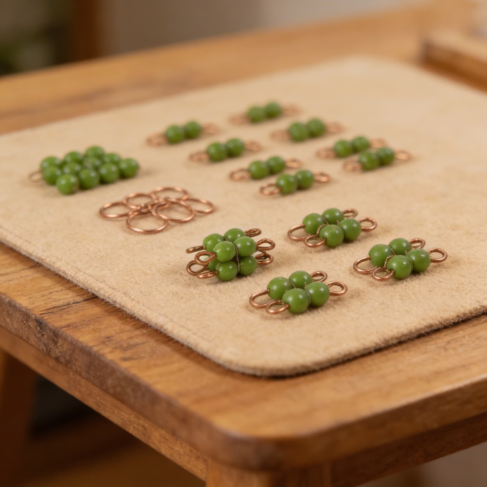 Einzelner Glasperlen-Würfel 2: Grün — Ansicht 3