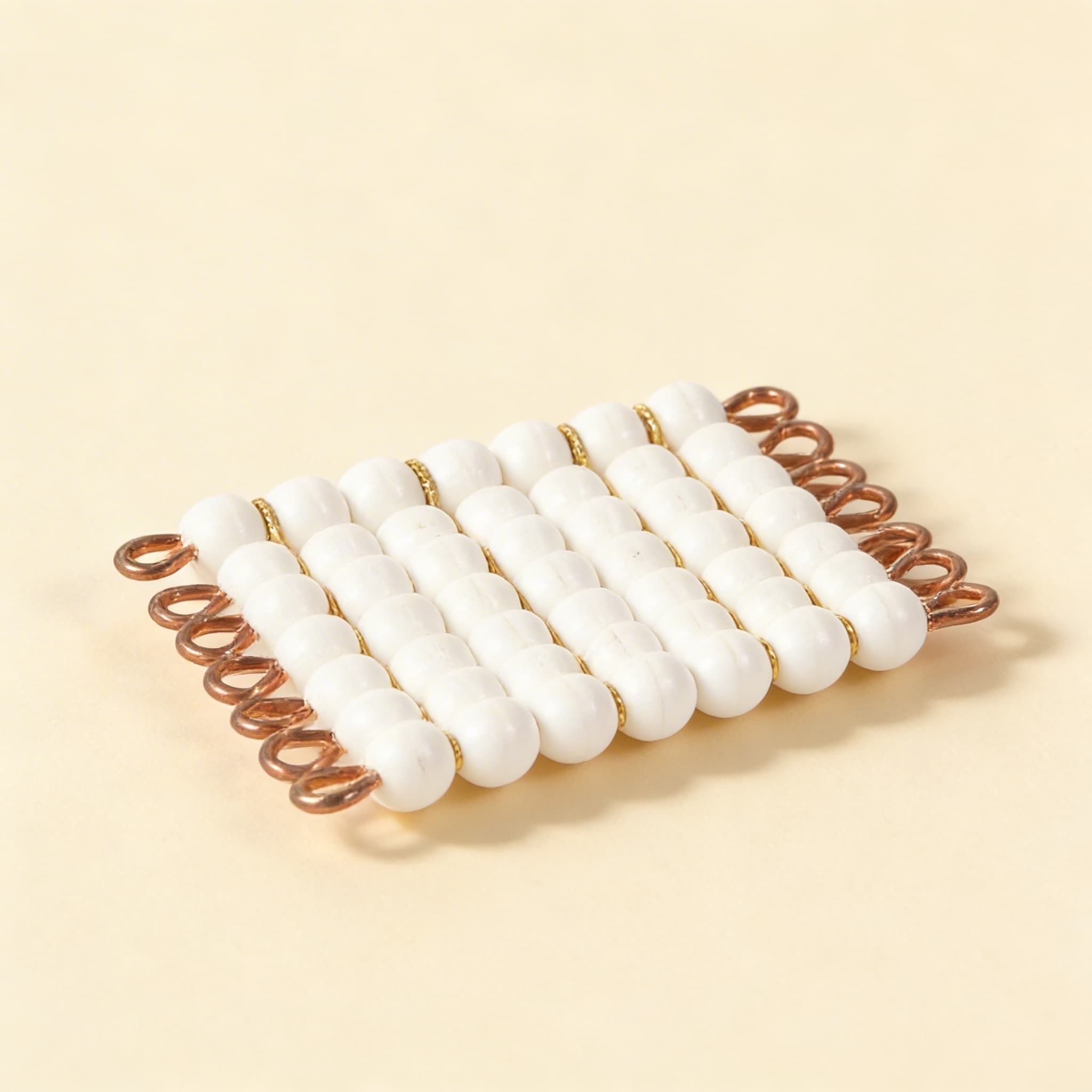 Individual Nylon Bead Square Of 7: White