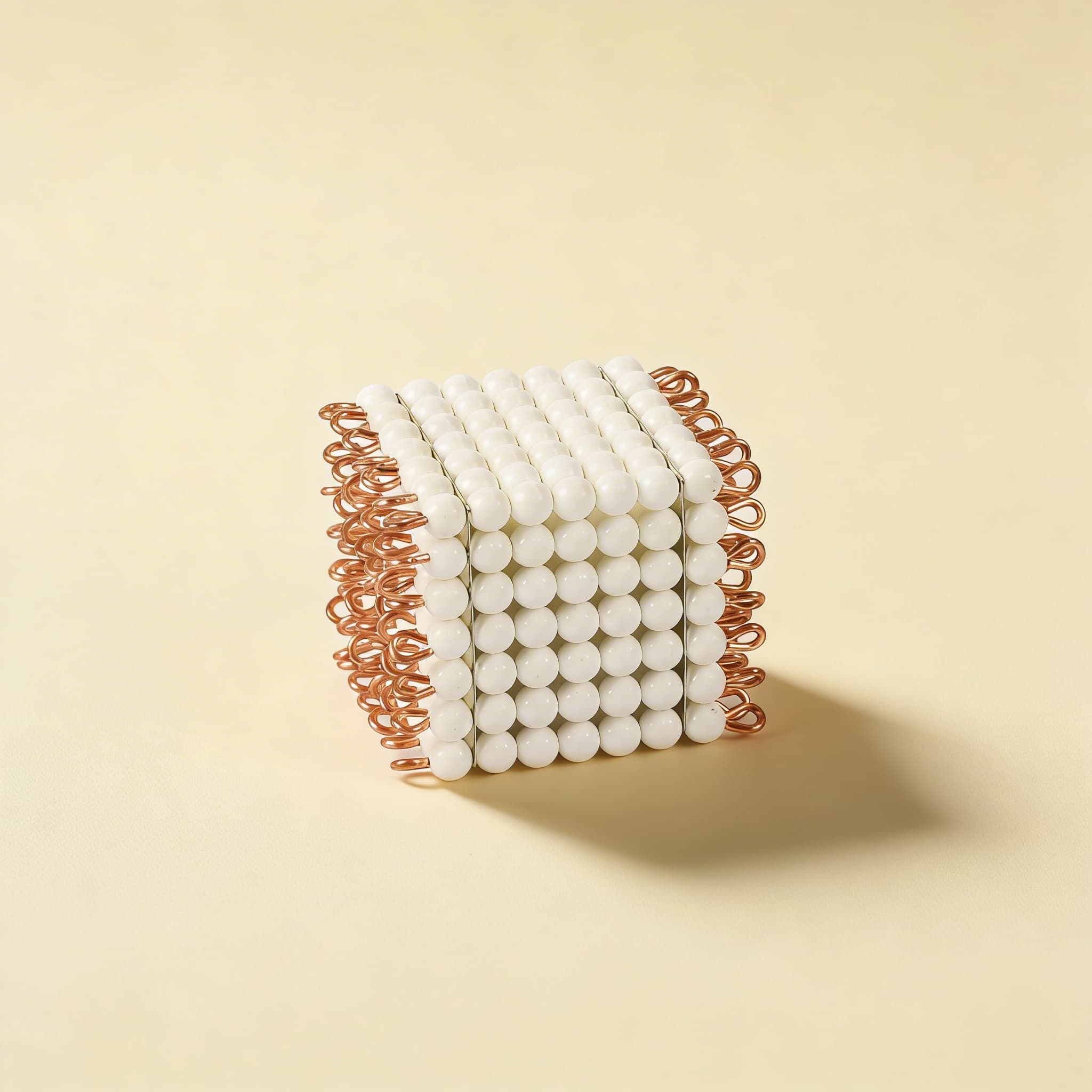 Perlenwürfel aus 7 — Weißer Nylon-Tausender (7³) — Katalogansicht