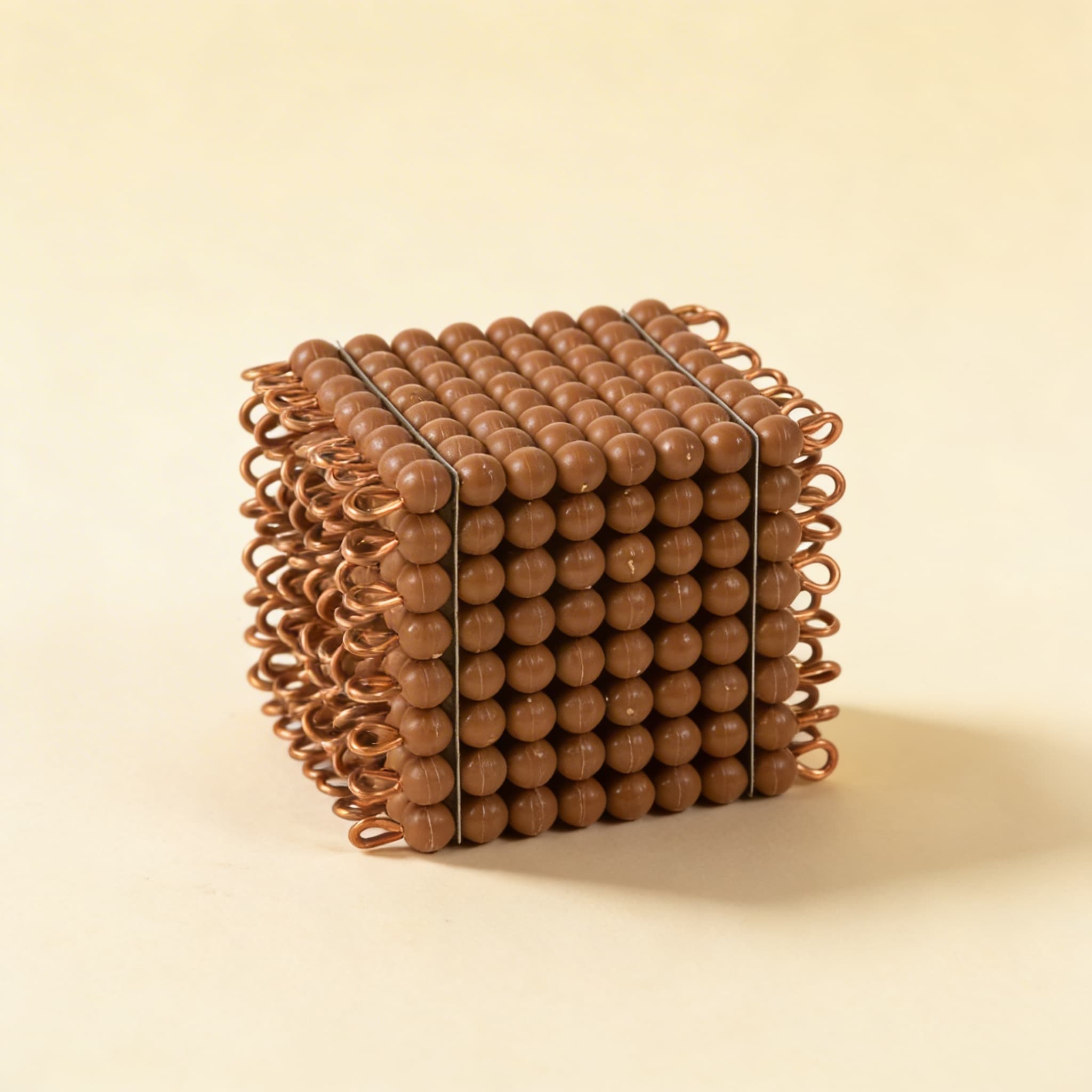 Nylon-Perlenwürfel der 8 — Brauner Würfel für Mathematik — Katalogansicht