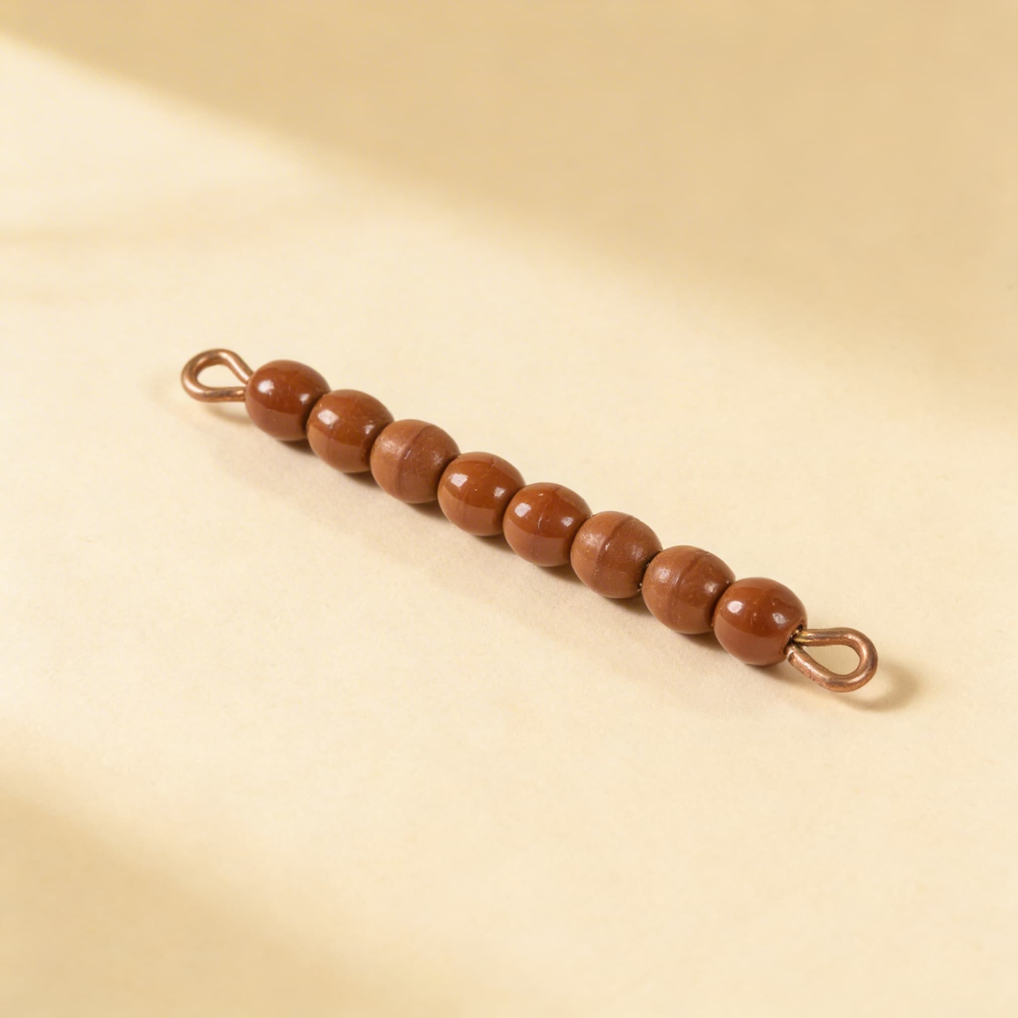 Einzelner Glasperlenstab der 8: Braun — Ansicht 2