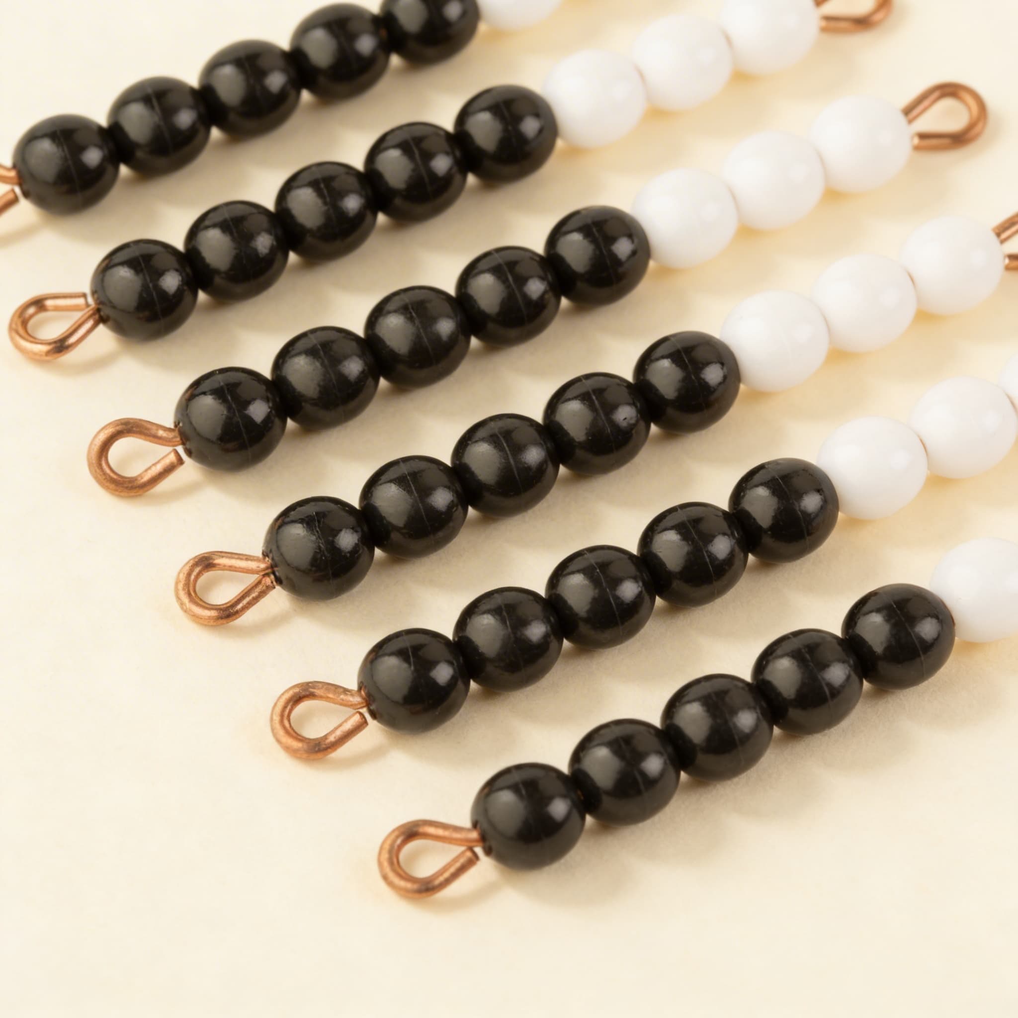 Black And White Bead Stairs - Individual Beads Nylon: 1 Set
