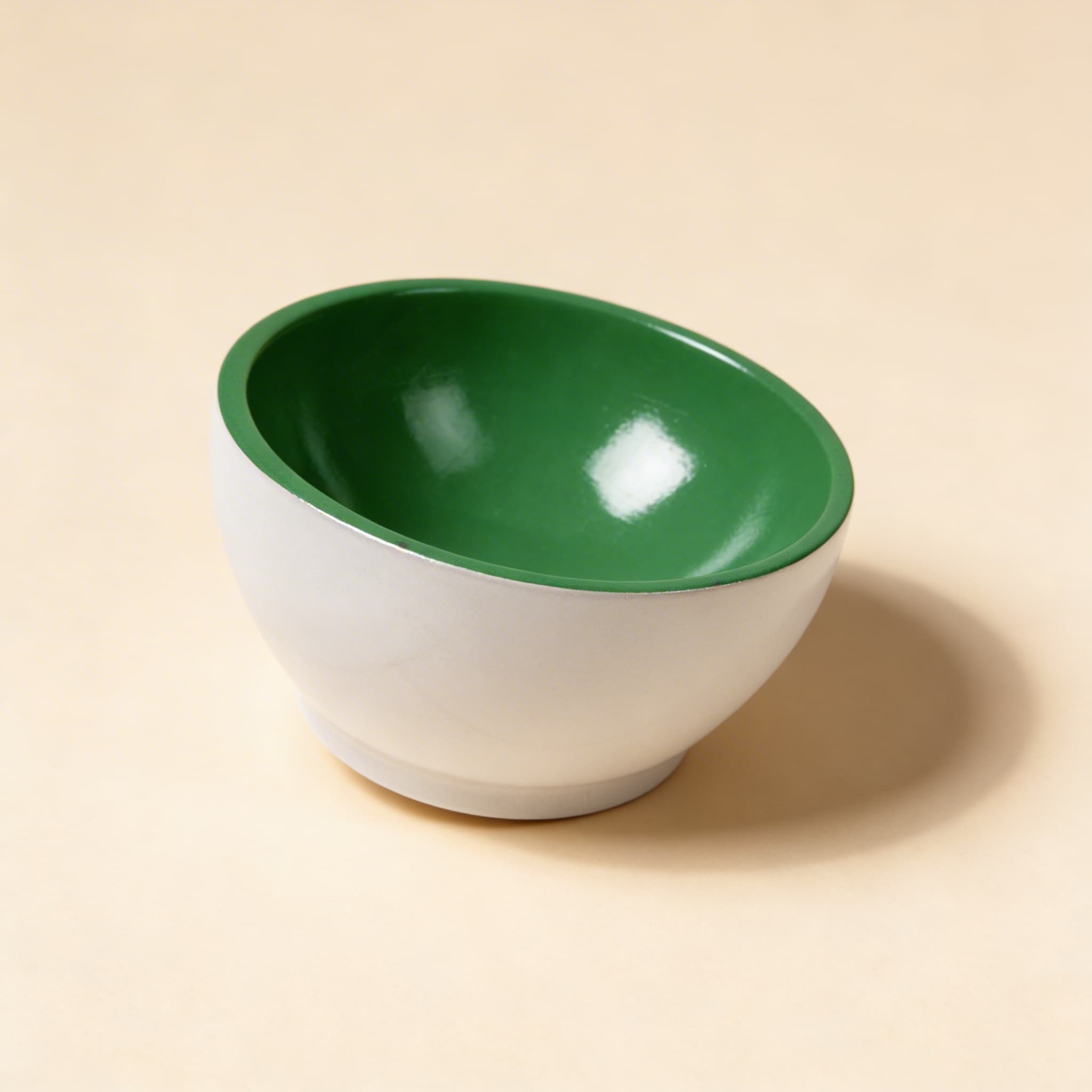 Holzbecher: Weiß / Grün — Ansicht 2