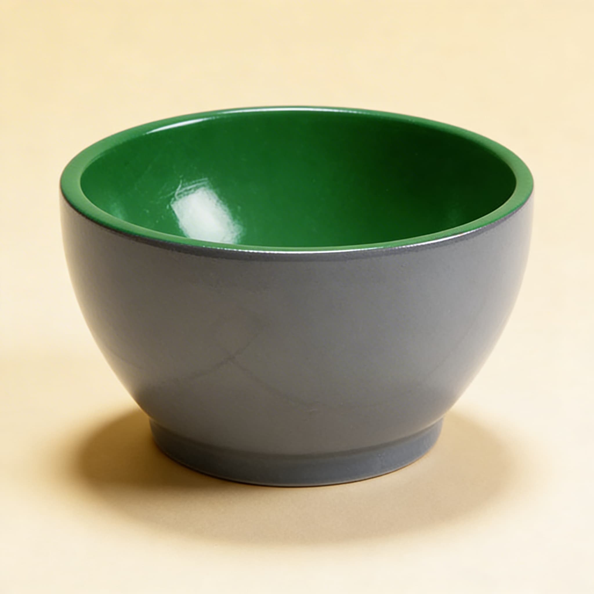 Holzbecher: Grau / Grün