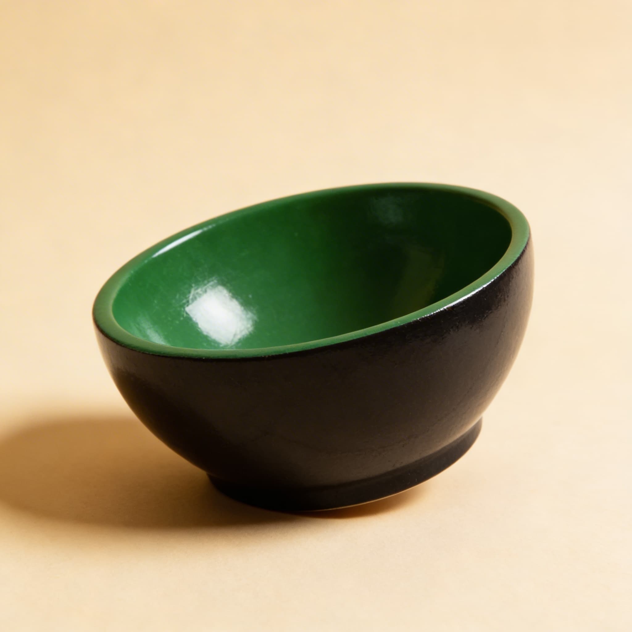 Holzbecher: Schwarz / Grün — Ansicht 2