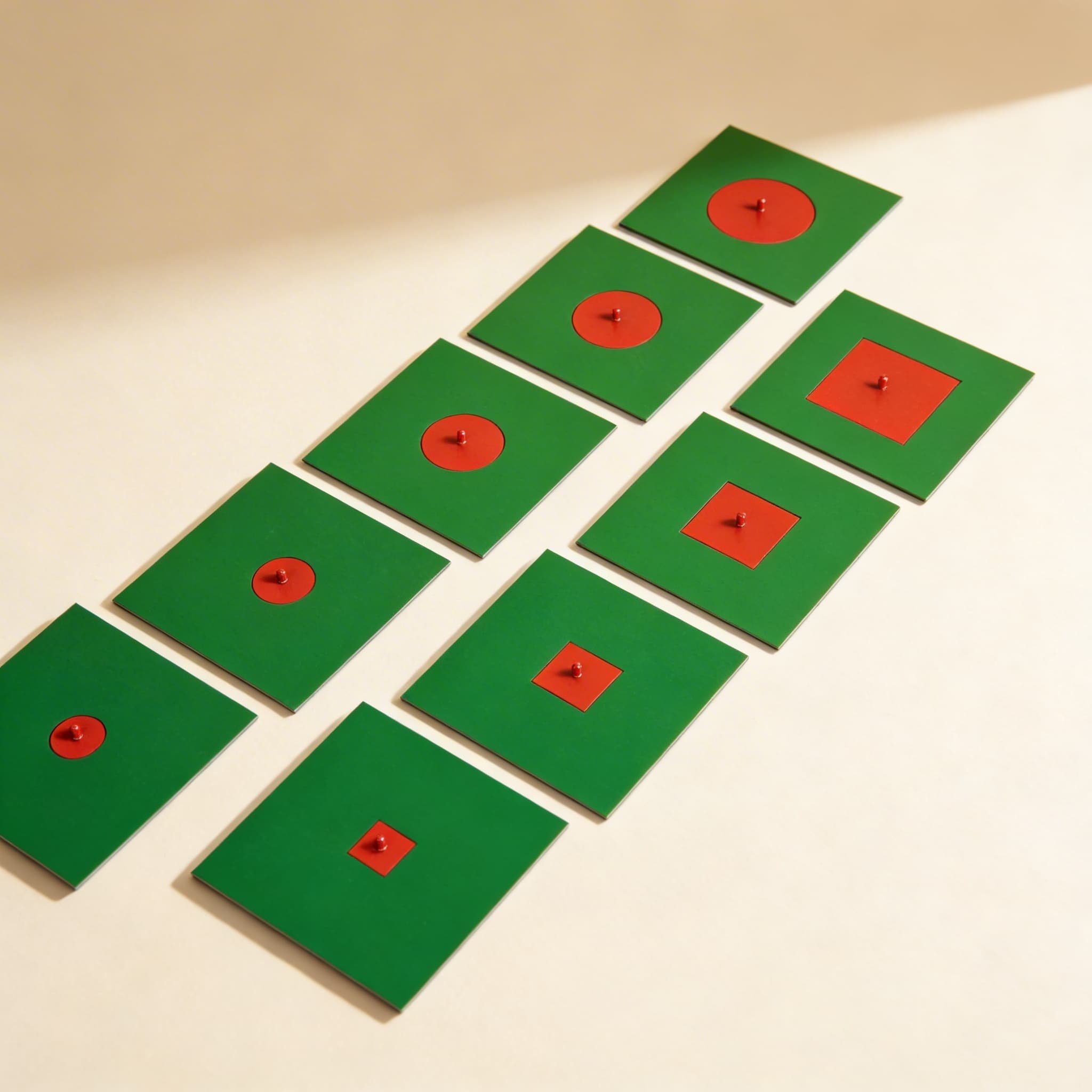 Einbeschriebene und konzentrische Figuren: Metall — Ansicht 2