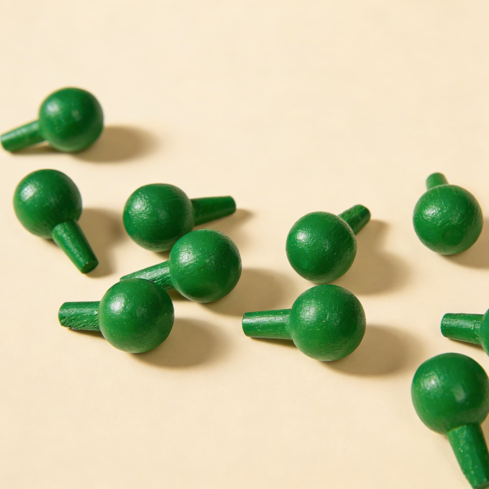 Stifte für das algebraische Steckbrett: Grün (10) — Seitenansicht