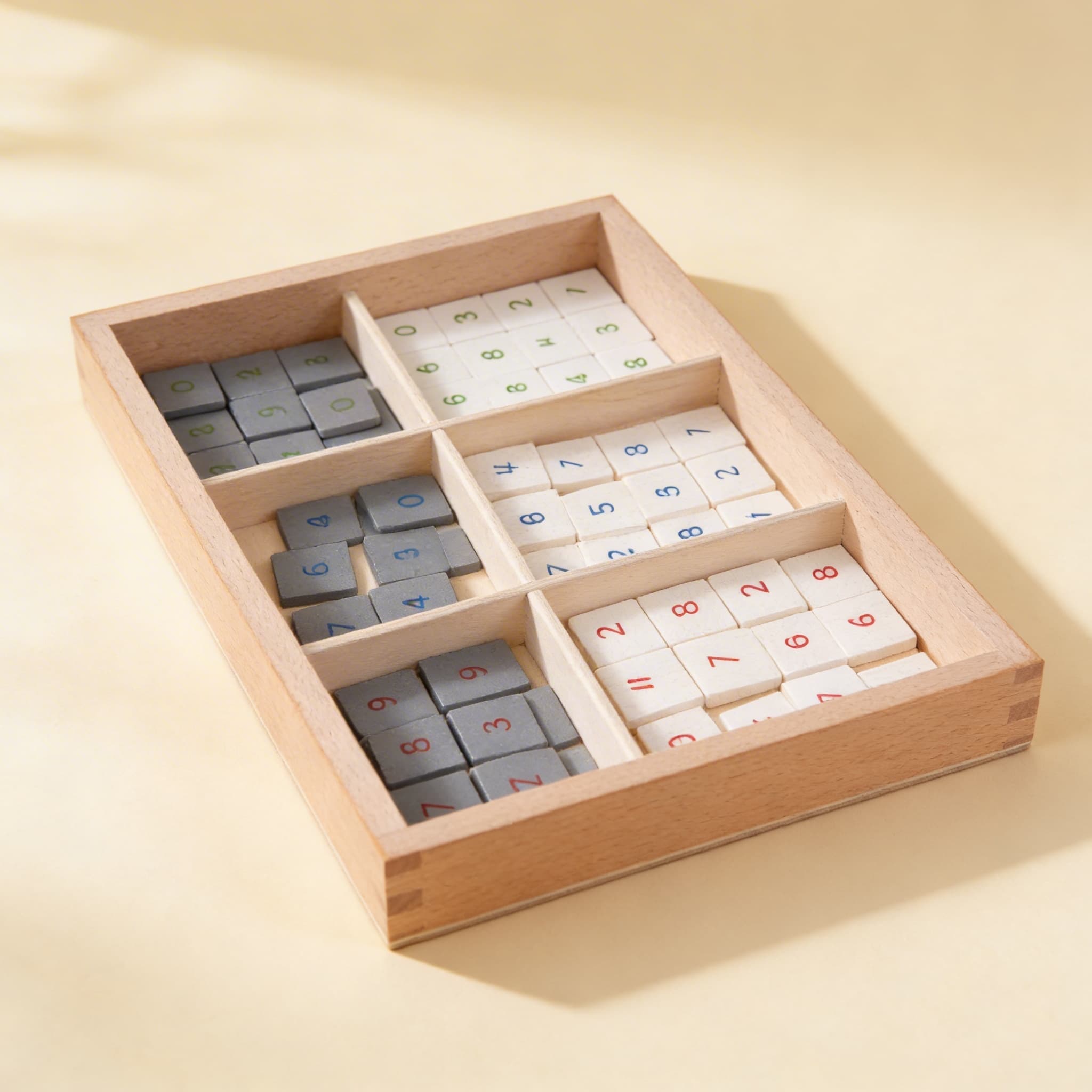 Číselné dlaždice — procvičování počítání — Boční pohled