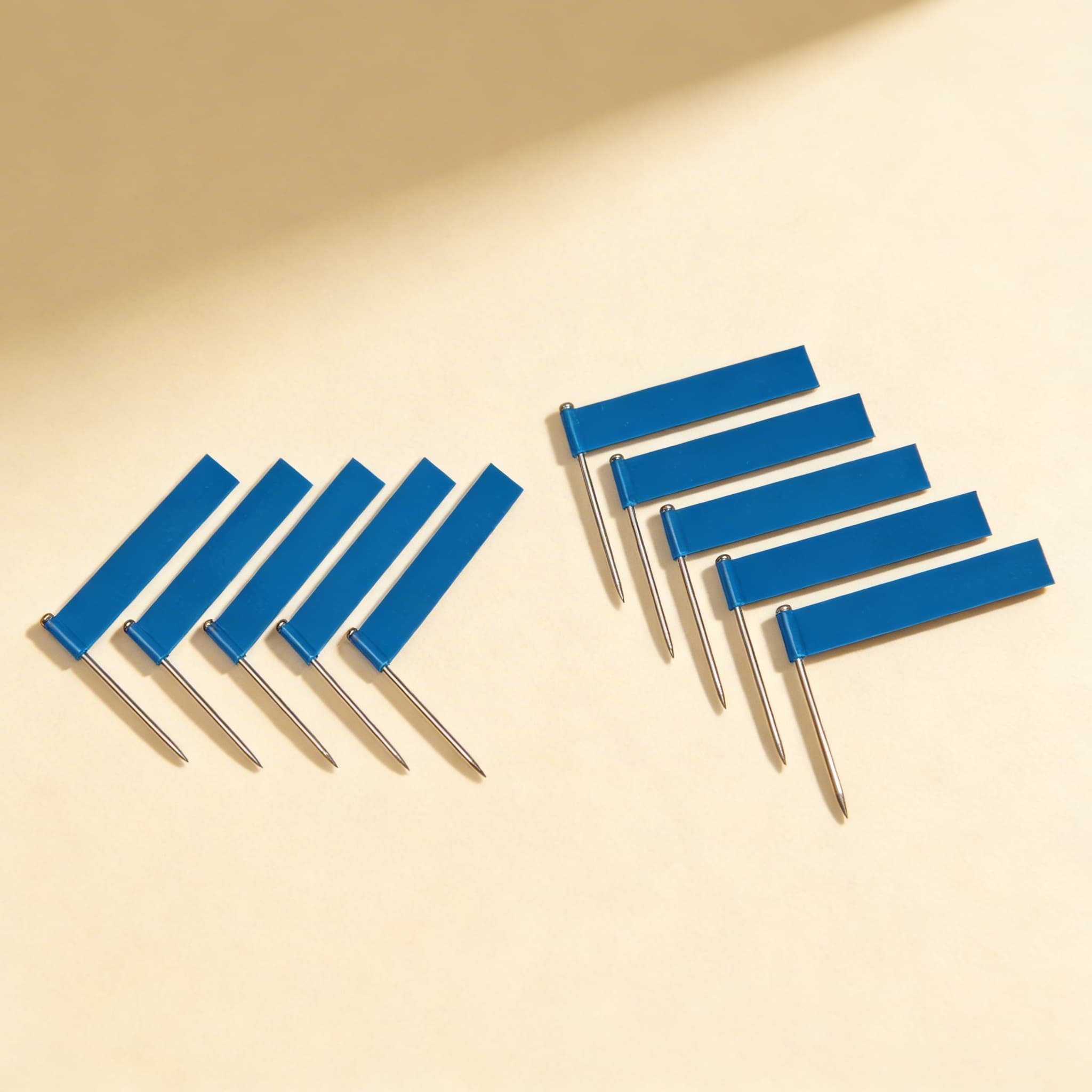 Extra vlaječky: Modré (10 ks) — Boční pohled