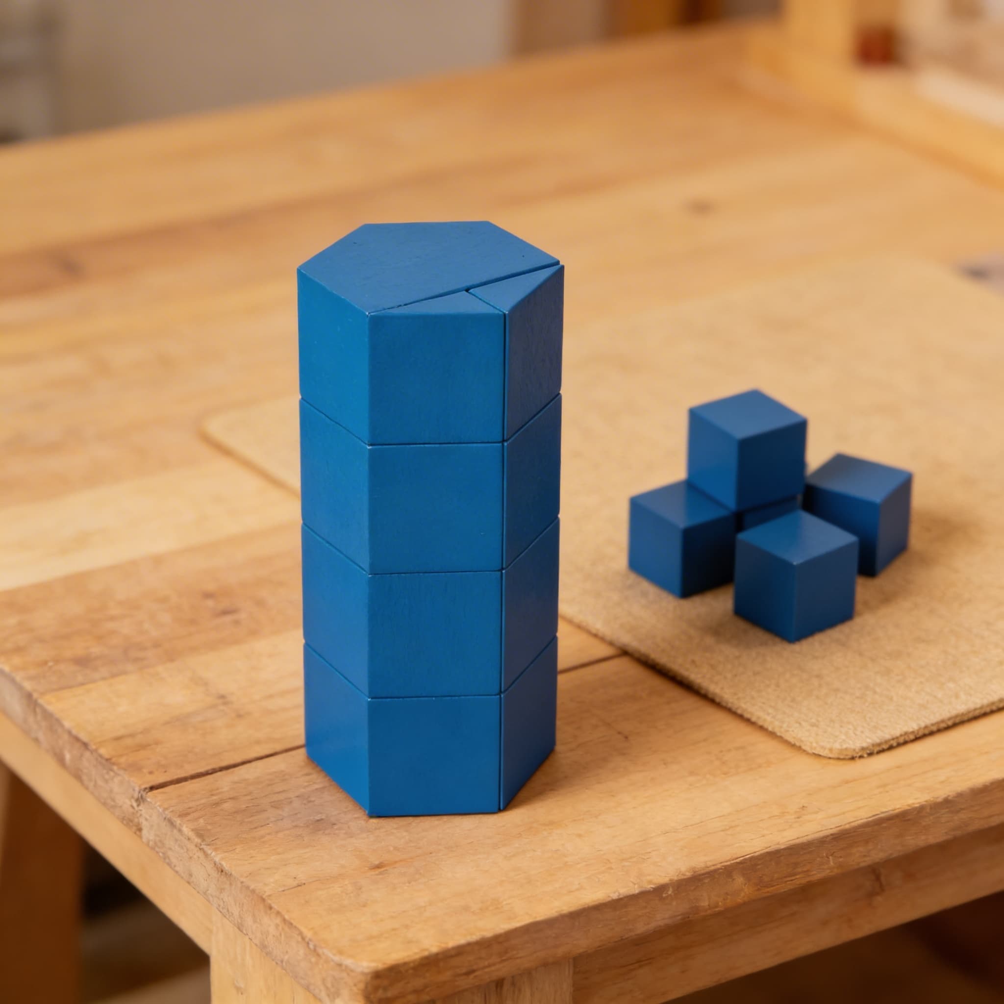 Geteiltes Sechseckiges Prisma — Zerlegbare 3D-Form — Detailansicht