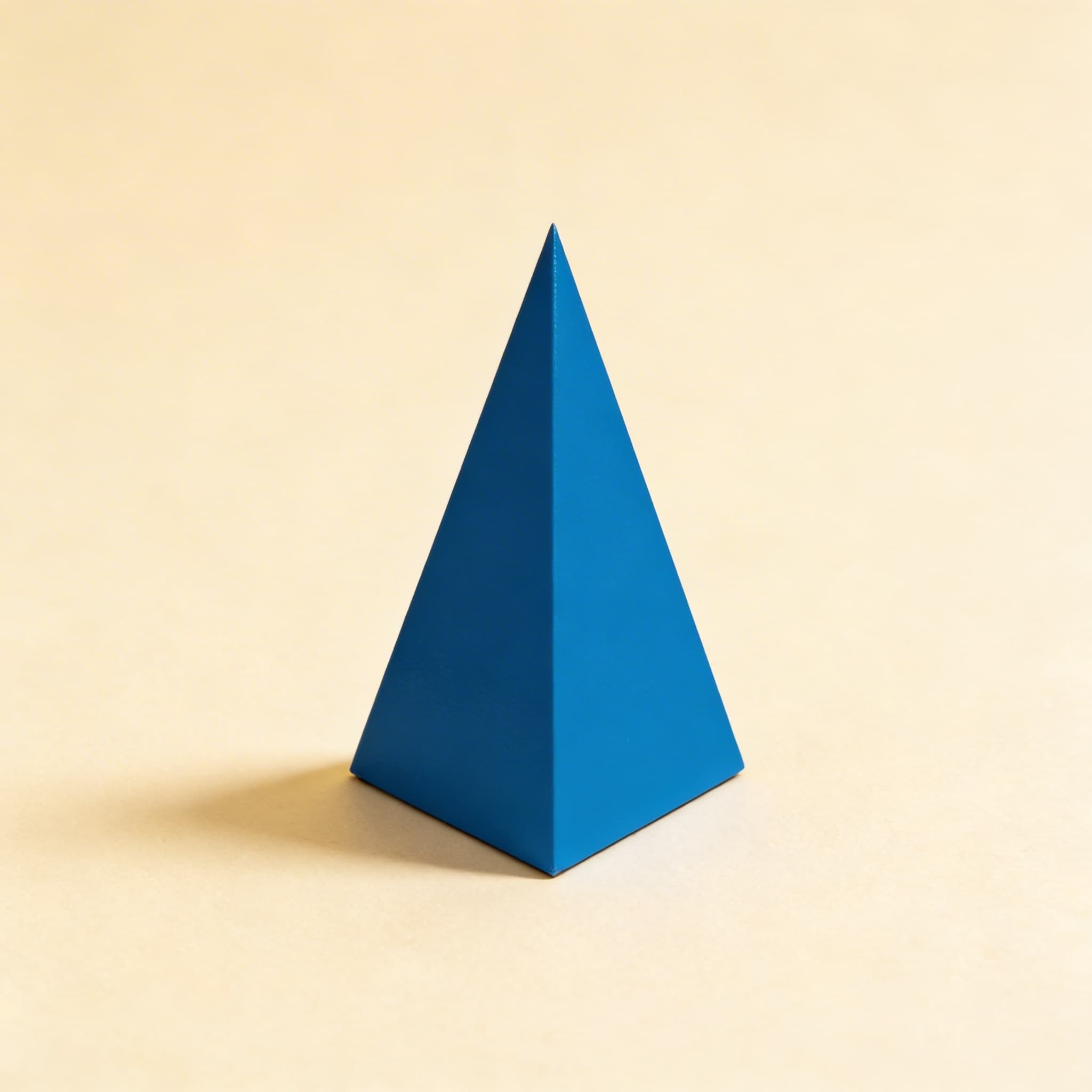 Pyramide mit dreieckiger Grundfläche