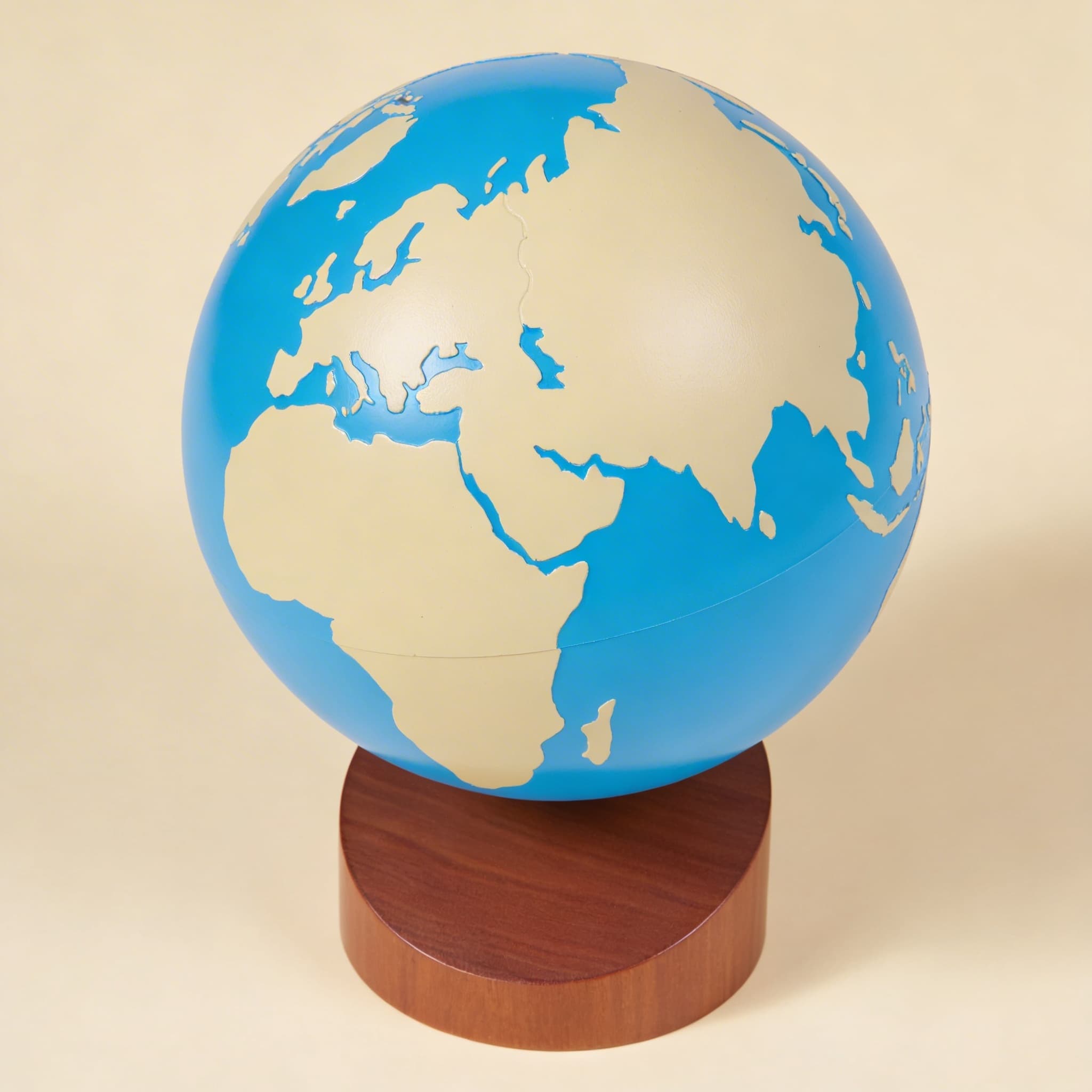 Land-Wasser-Globus: Bemalt — Seitenansicht