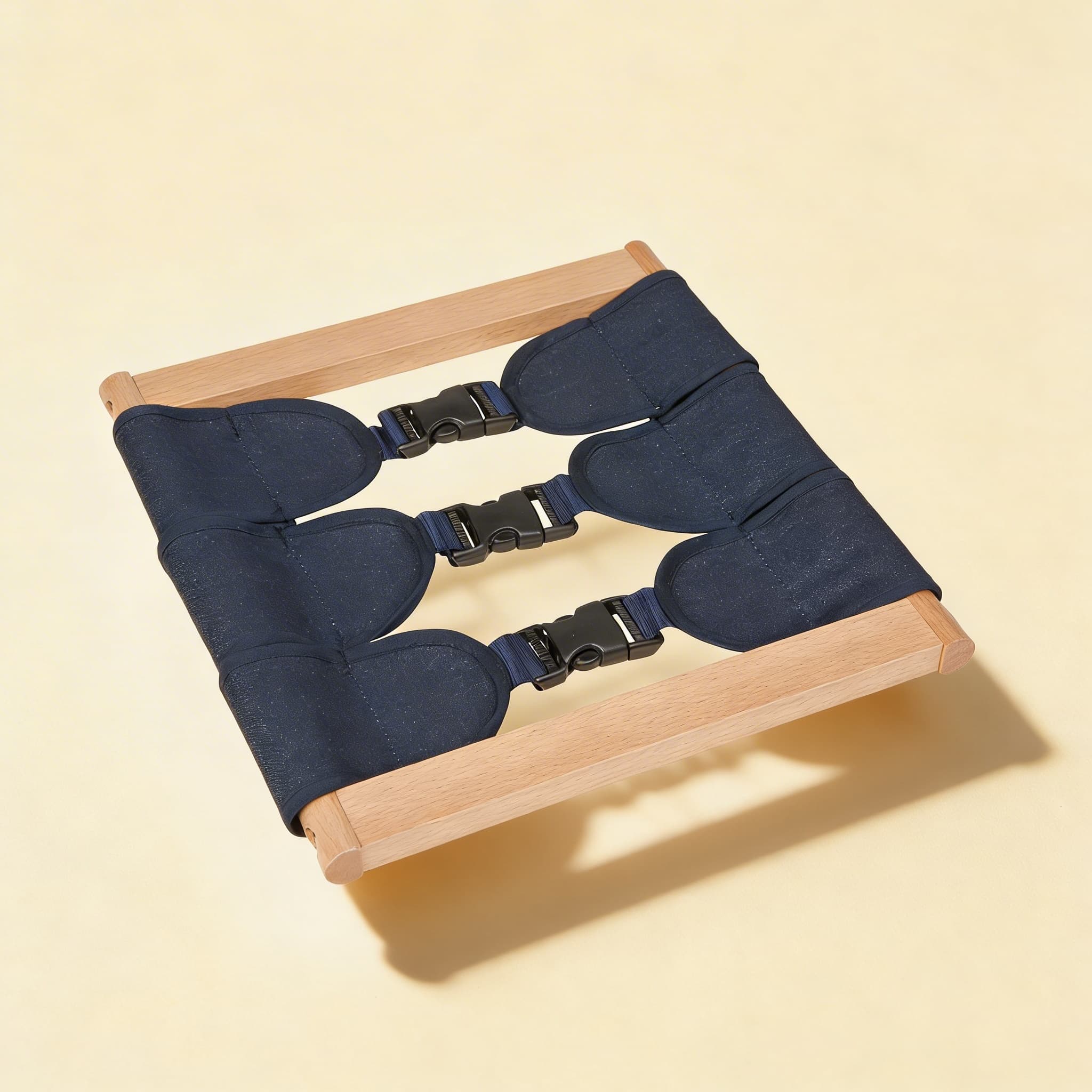 Ankleidungsrahmen: Schnallenübung — Progressive Seitenverschluss-Praxis — Katalogansicht