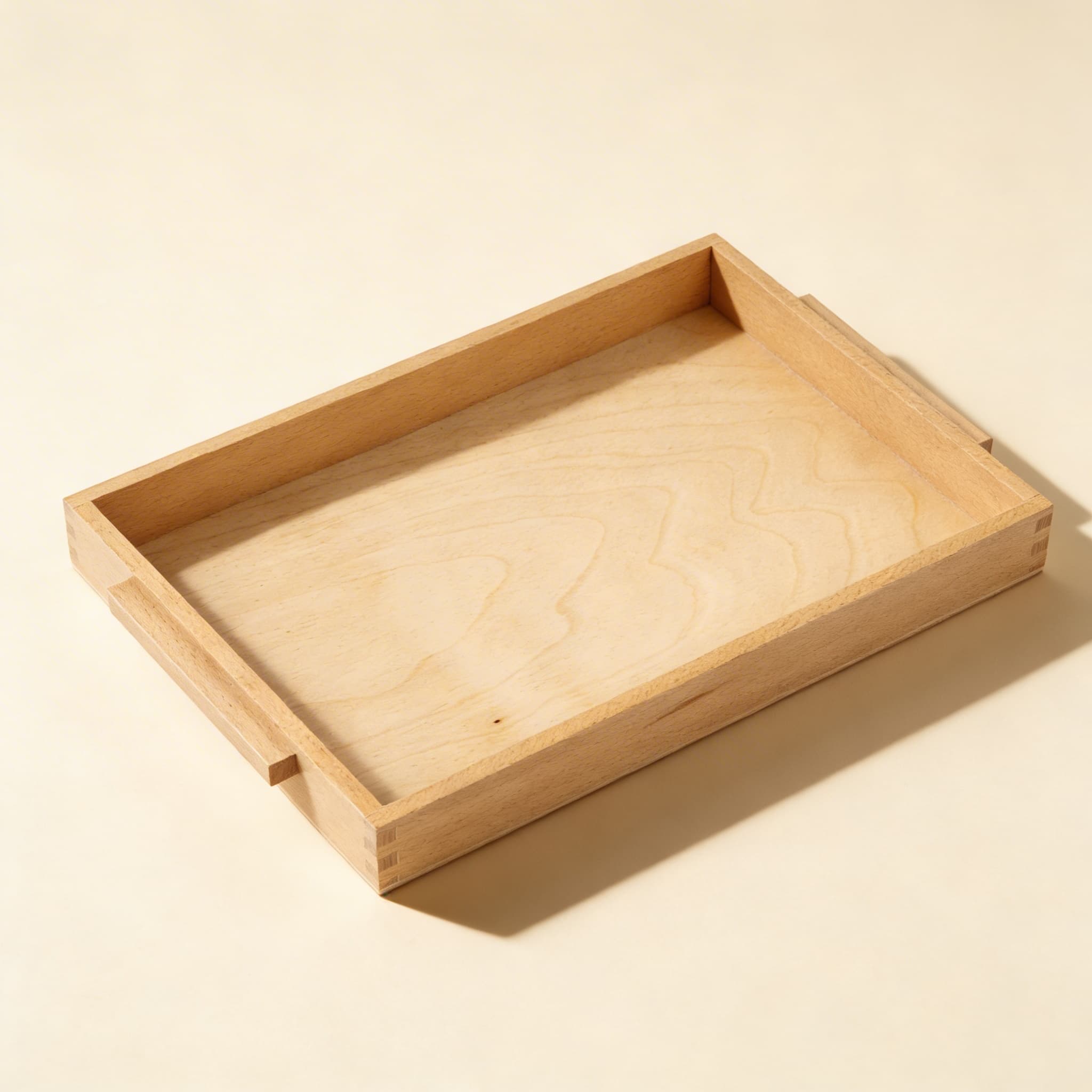 Mittleres Holztablett mit Griffen — Ansicht 2