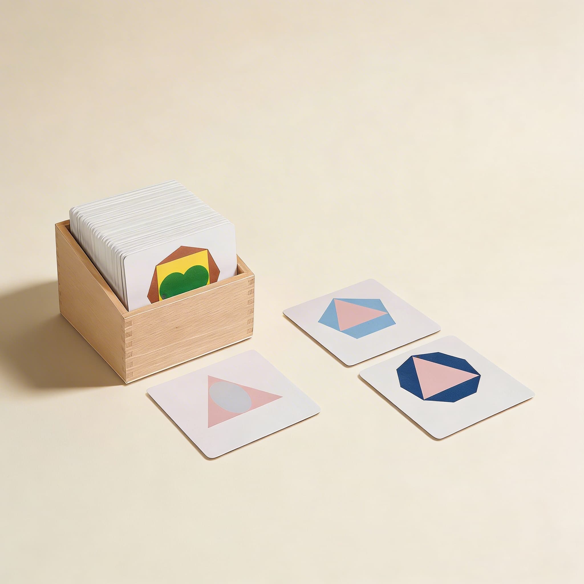 Box mit großen Zahlenkarten — Visuelle Zahlenerkennung & Geometrie — Katalogansicht