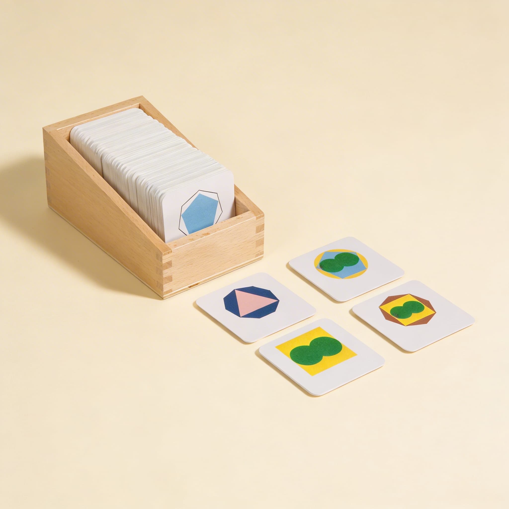 Zahlenkarten-Box — kleine Ziffern mit geometrischen Formen — Katalogansicht