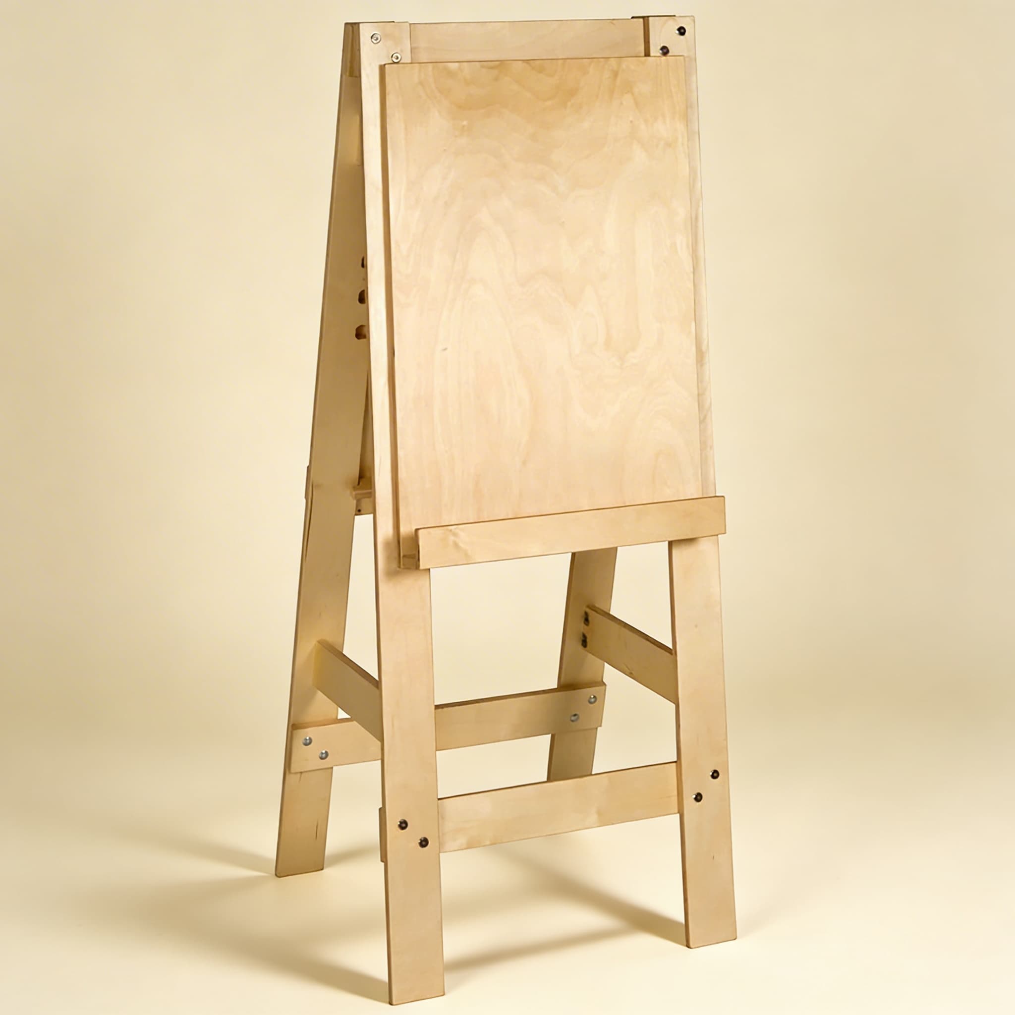 Easel: 2 Boards