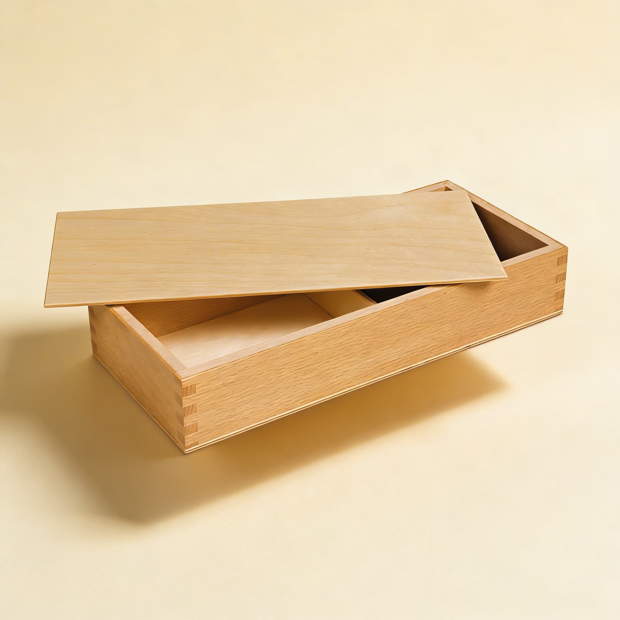 Uhrstempel-Box — Holzaufbewahrung mit Schiebedeckel — Katalogansicht