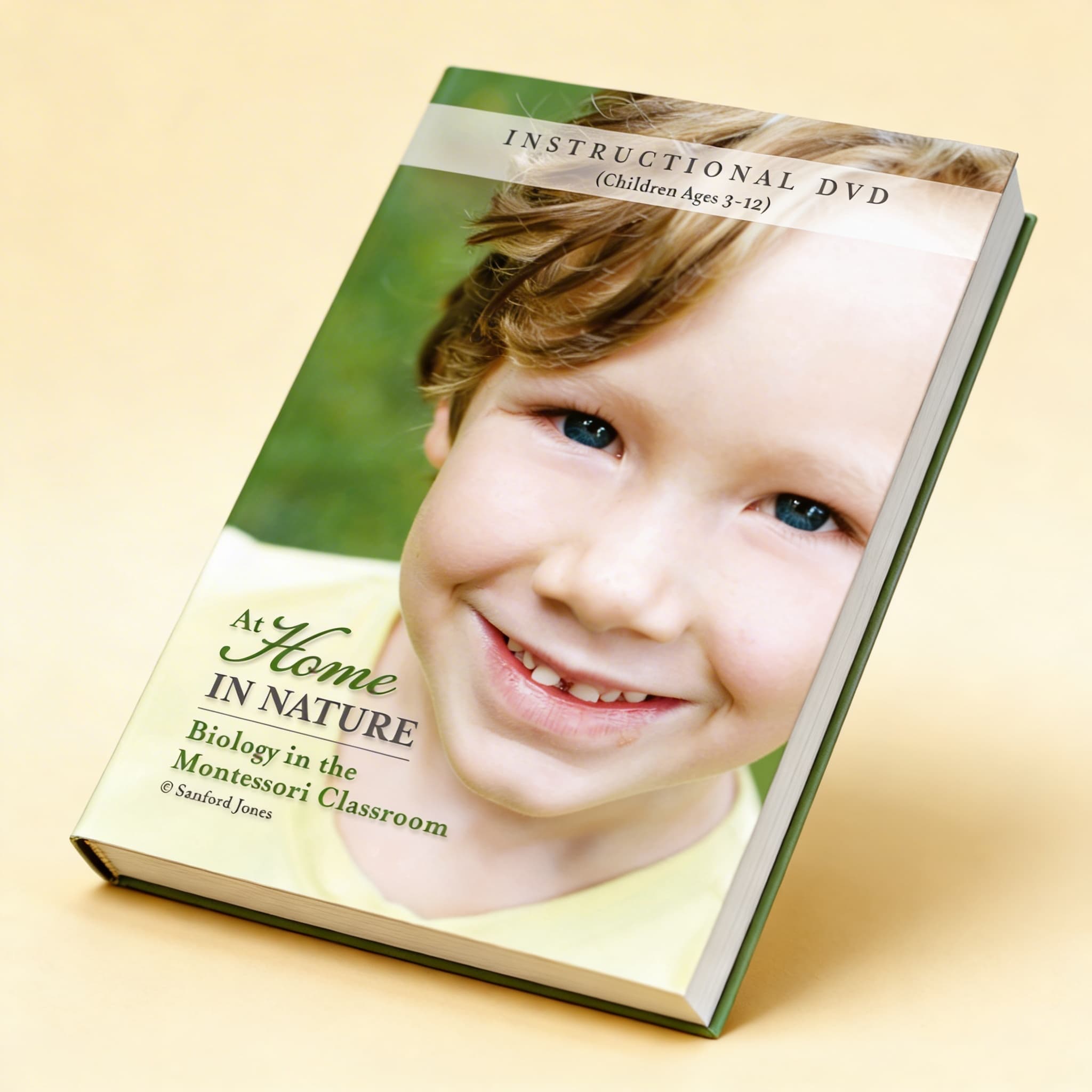 DVD: Doma v přírodě — biologie v Montessori třídě — Boční pohled