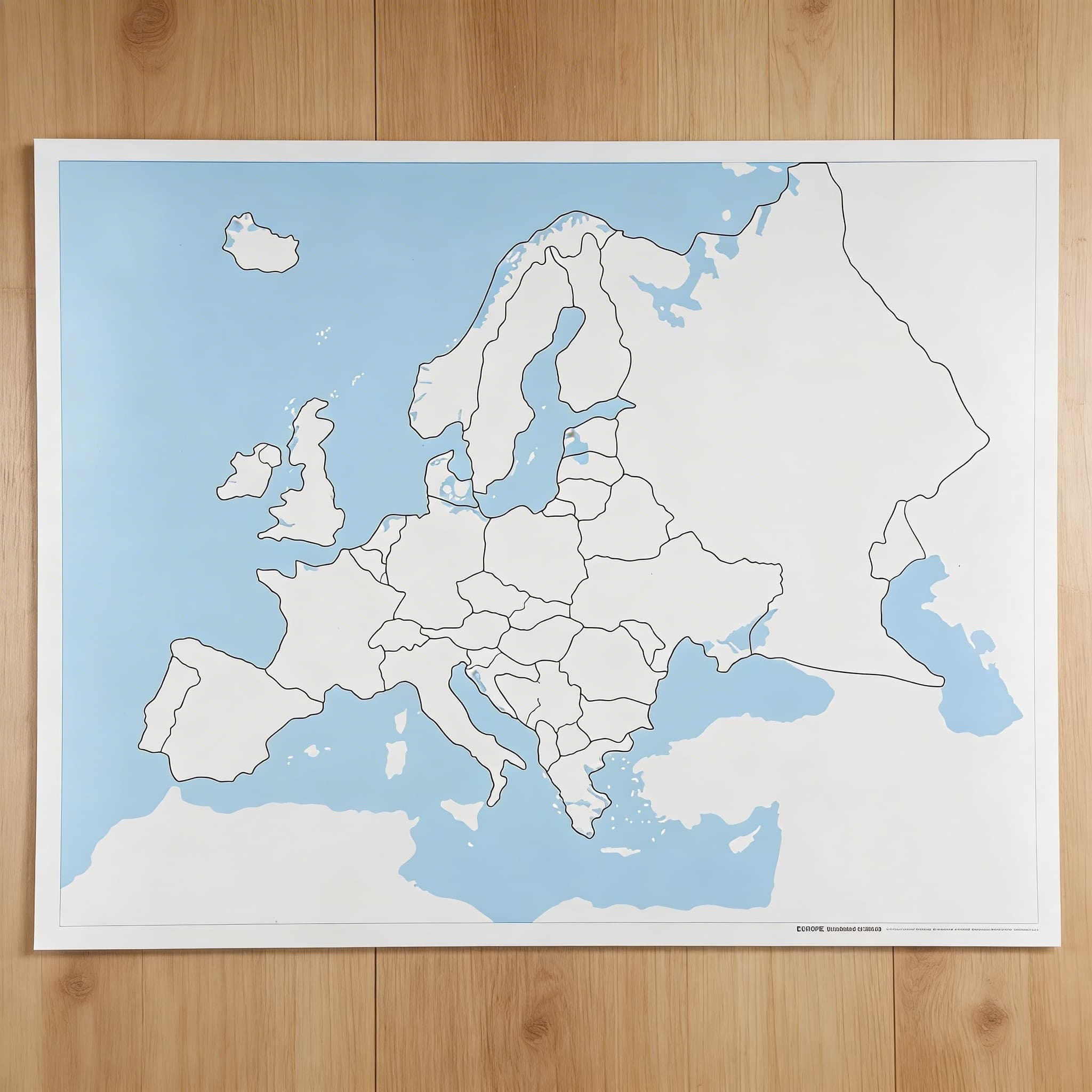 Kontrolní mapa Evropy: bez popisků — Boční pohled