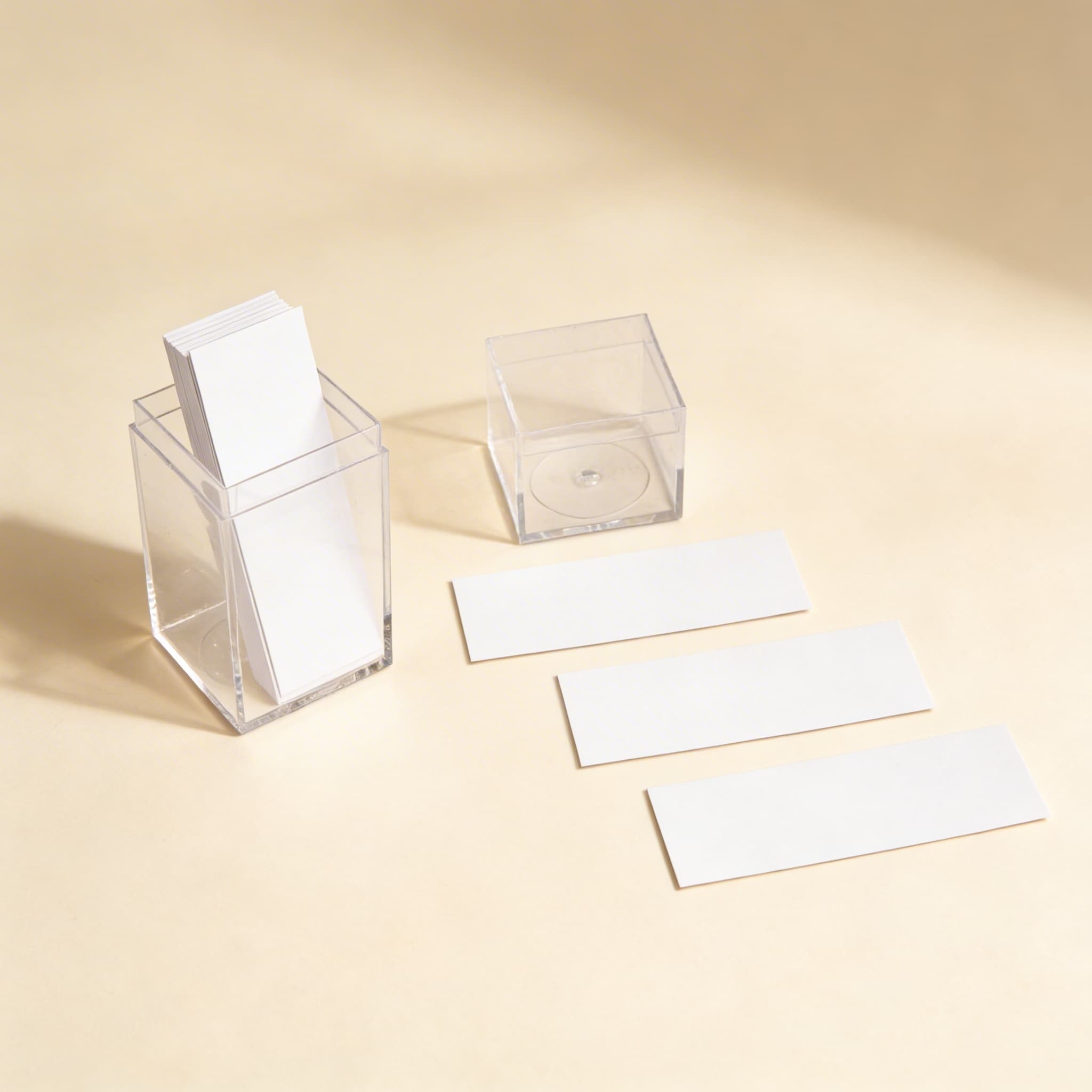 Základné geometrické štítky — Kartičky s názvami tvarov pre prvú geometriu — Bočný pohľad