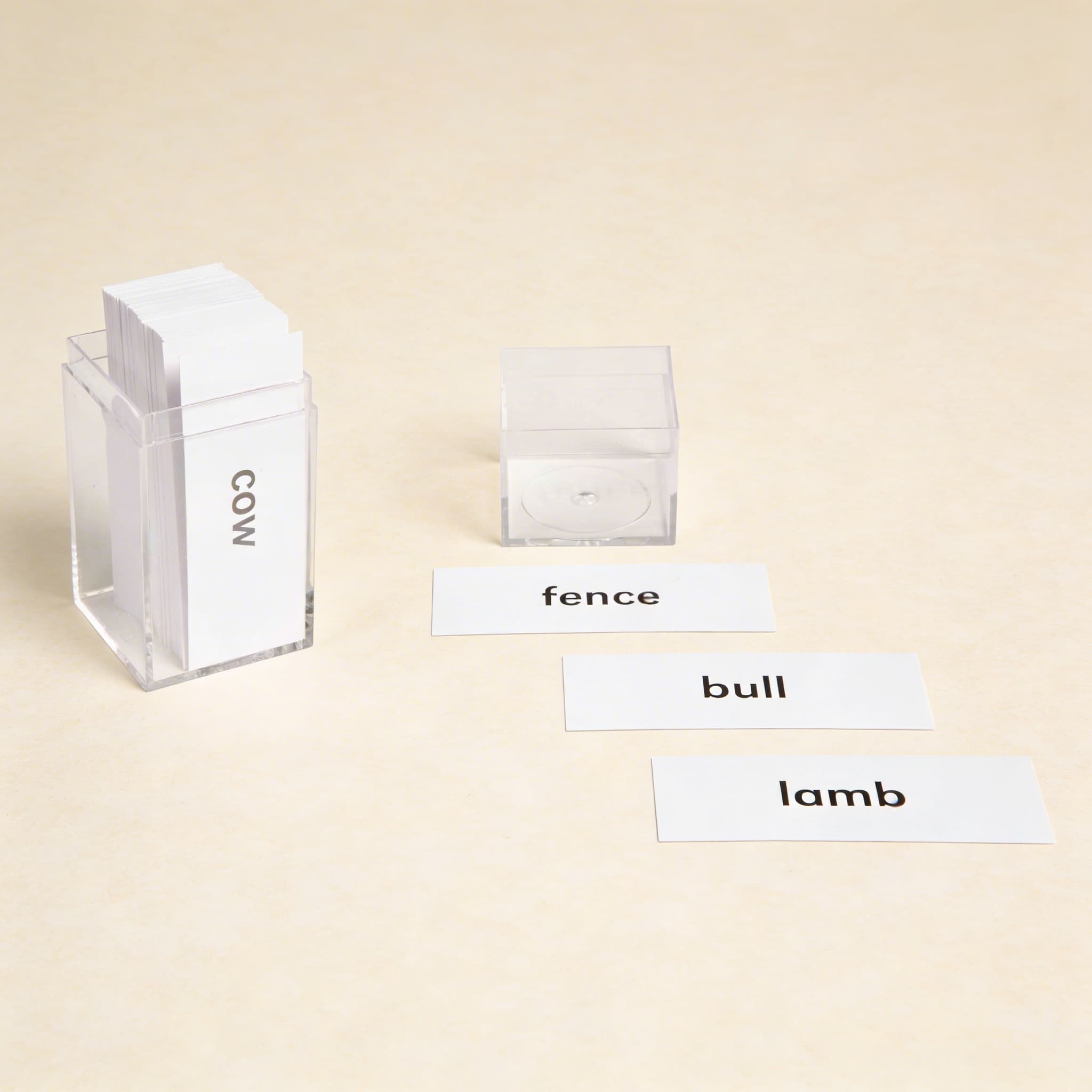 Spojky a predložky — Katalógový pohľad