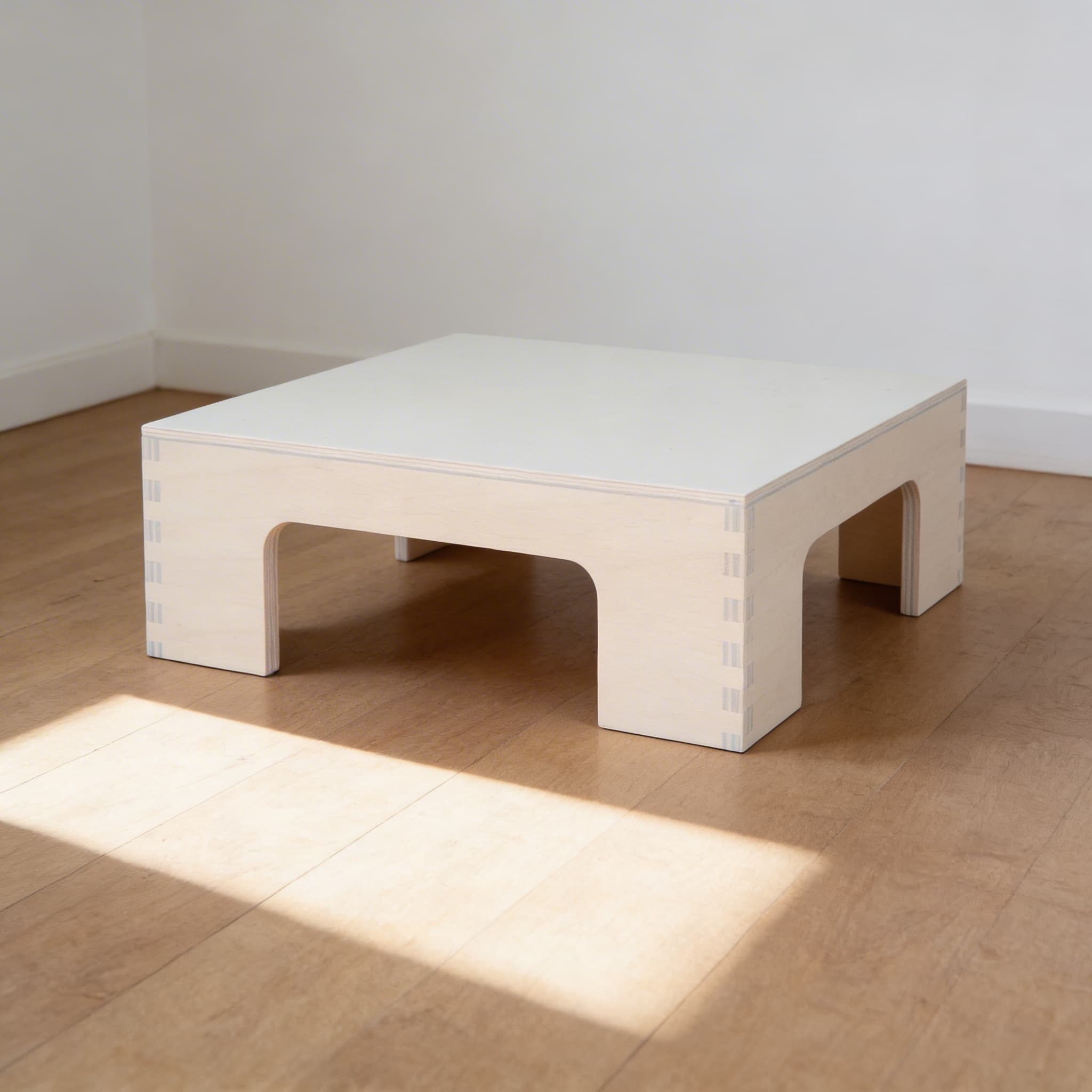 Rosa Turm Ständer — Holzaufbewahrung für große Würfel — Katalogansicht