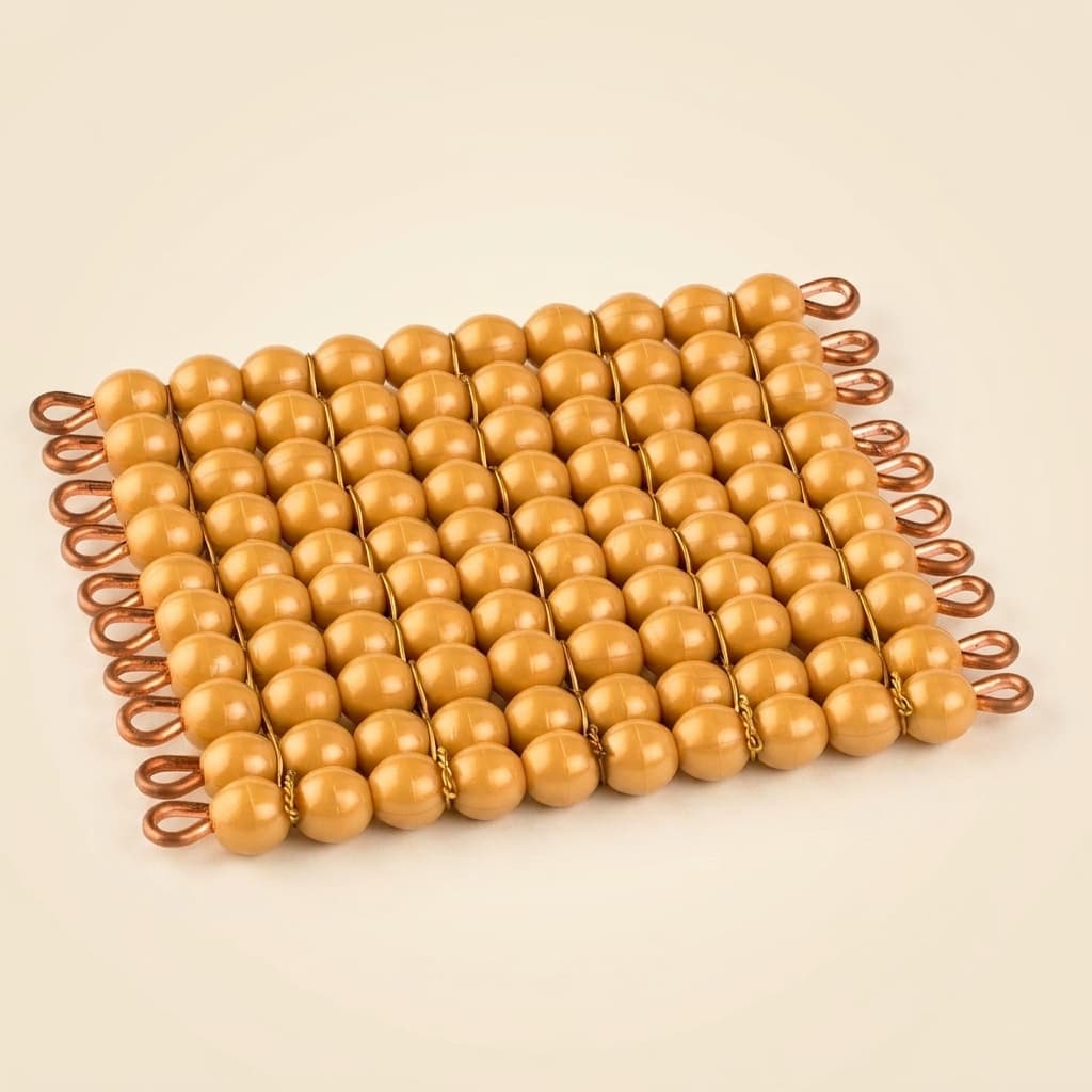 Ein goldenes Perlenquadrat 100: Einzelperlen Nylon - Montessori Material | Faborino