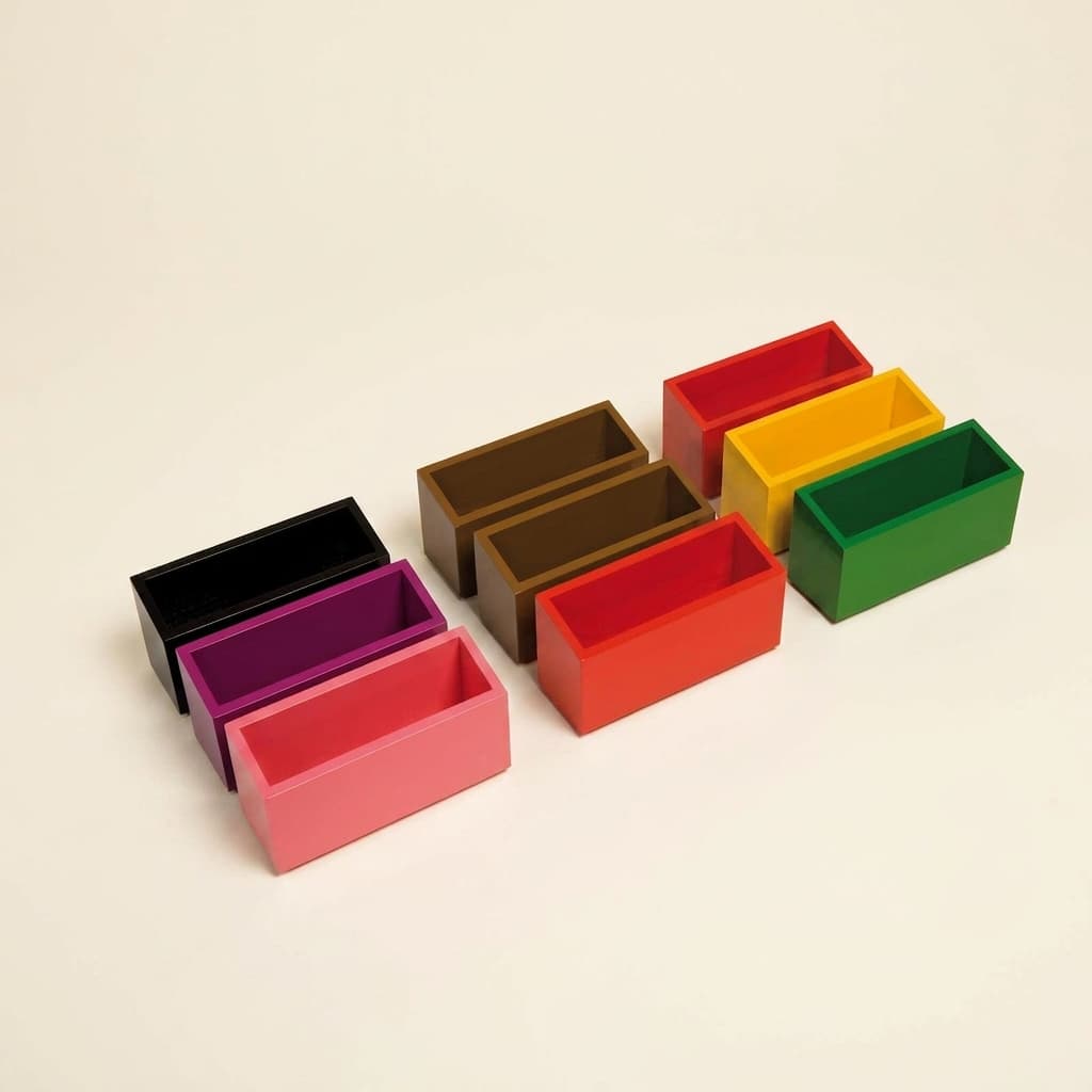 Grammatik-Befehlskästen: Acht farbkodierte Aktivitätsboxen - Montessori Material | Faborino