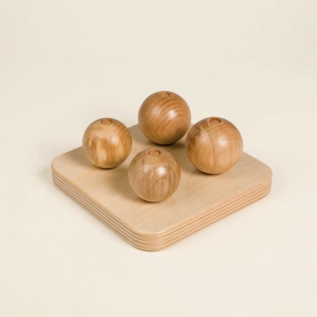 Kugeln auf kleinen Stiften - Montessori Material | Faborino