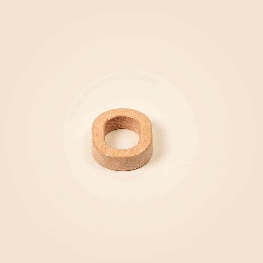 Holz-Oval-Greifring: Natürliches Handkoordinations-Werkzeug - Montessori Material | Faborino