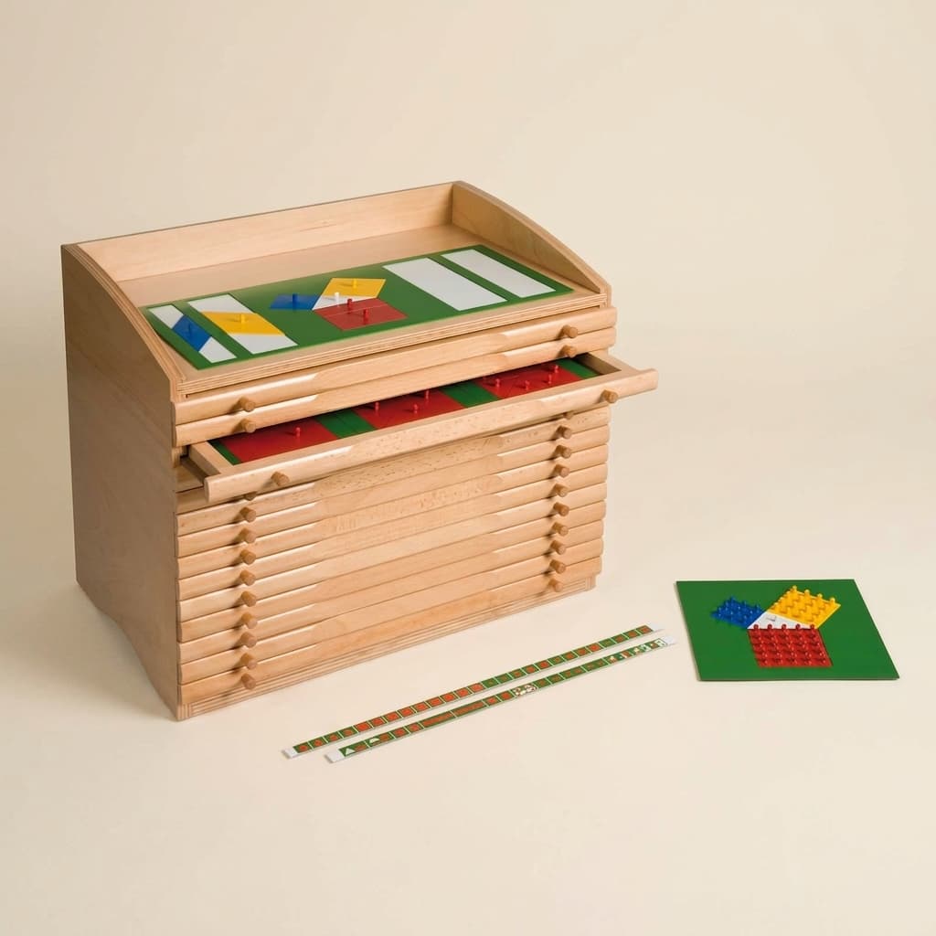 Bruchkasten: Zehn Schubladen mit systematischen Brucheinsätzen - Montessori Material | Faborino