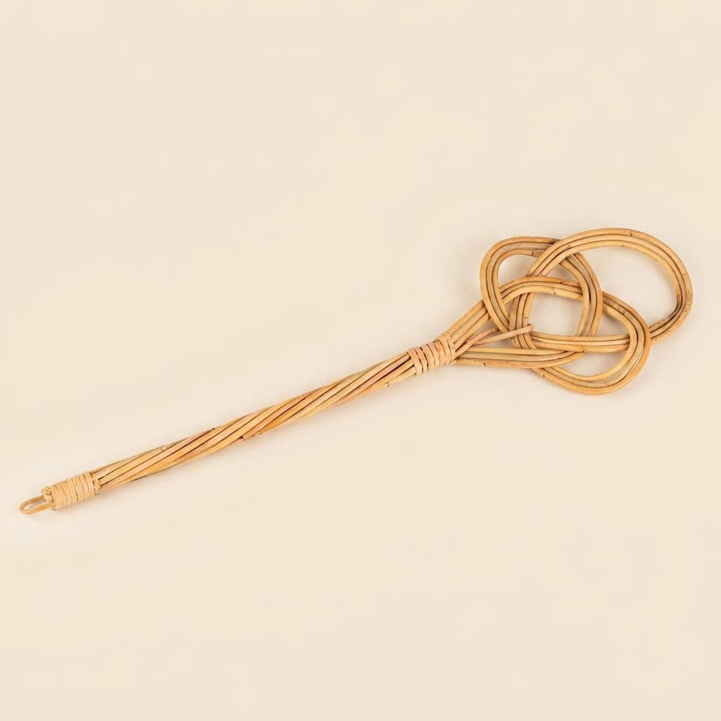 Teppichklopfer: Pflege der Umgebung - Montessori Material | Faborino