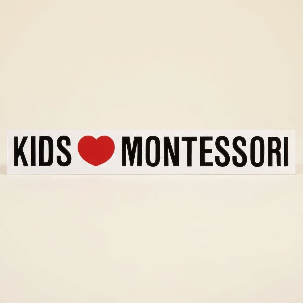 Vinylaufkleber: Kinder lieben Montessori - Montessori Material | Faborino
