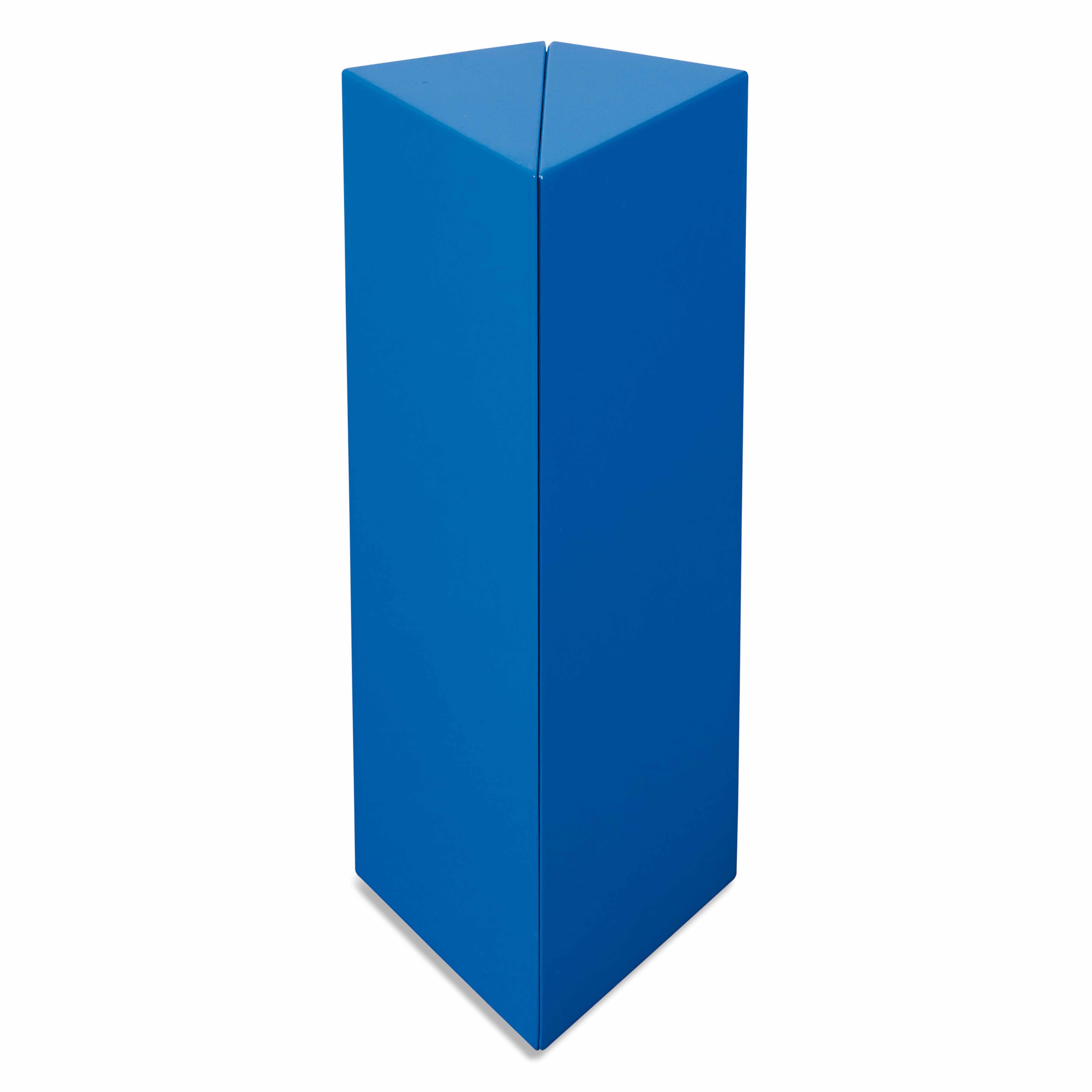 Dreiecksige Prismen — 2 Identische Geometrische Körper — Katalogansicht