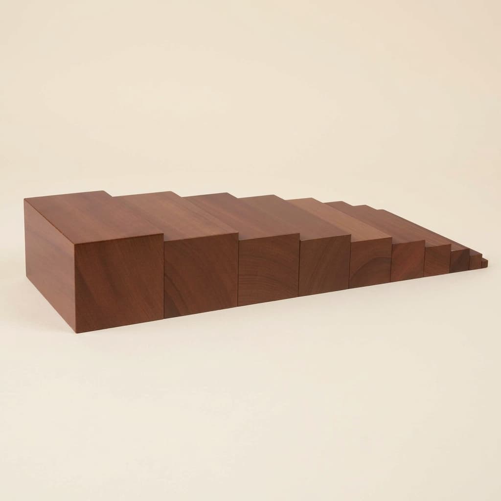 Hnedé schody - Montessori Material | Faborino