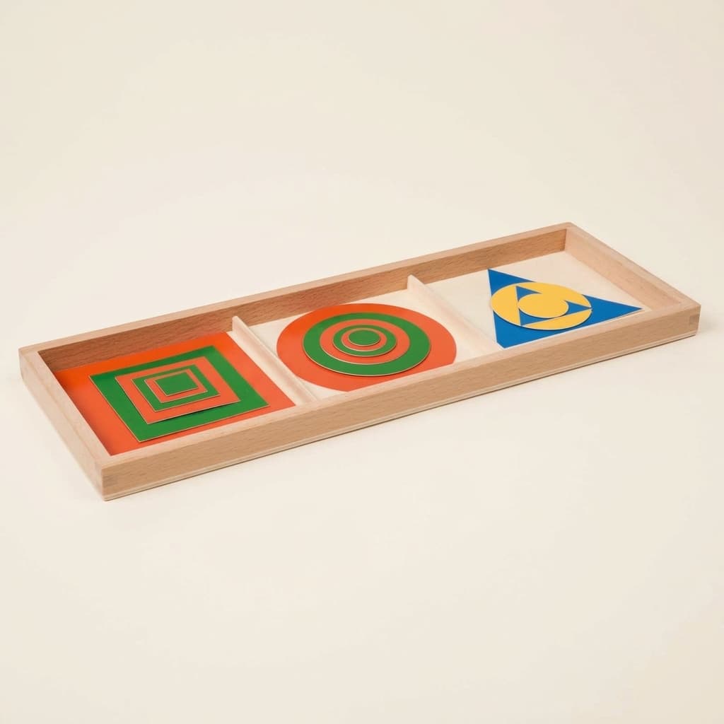 Vpísané a sústredné obrazce: Plast - Montessori Material | Faborino
