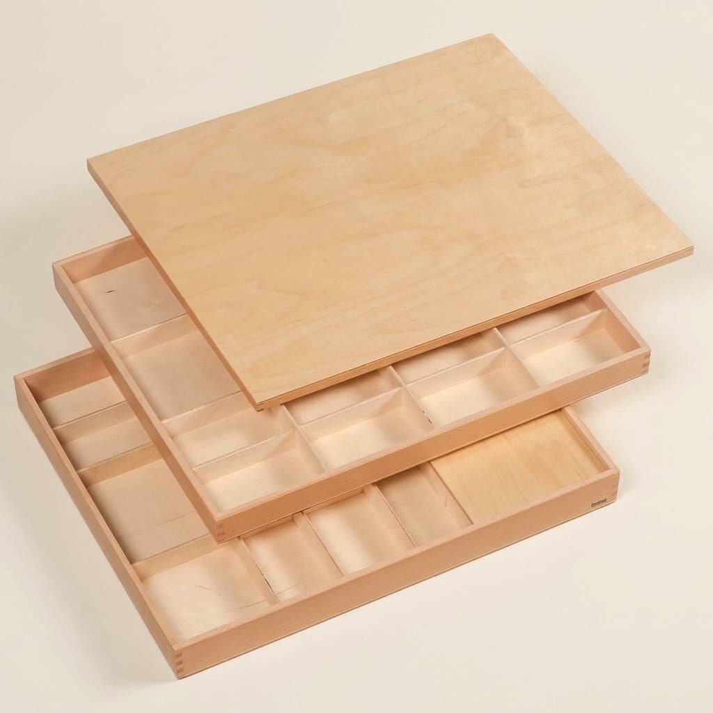 Velký box s pohyblivou abecedou — třípatrové úložiště pro celou sadu - Montessori Material | Faborino